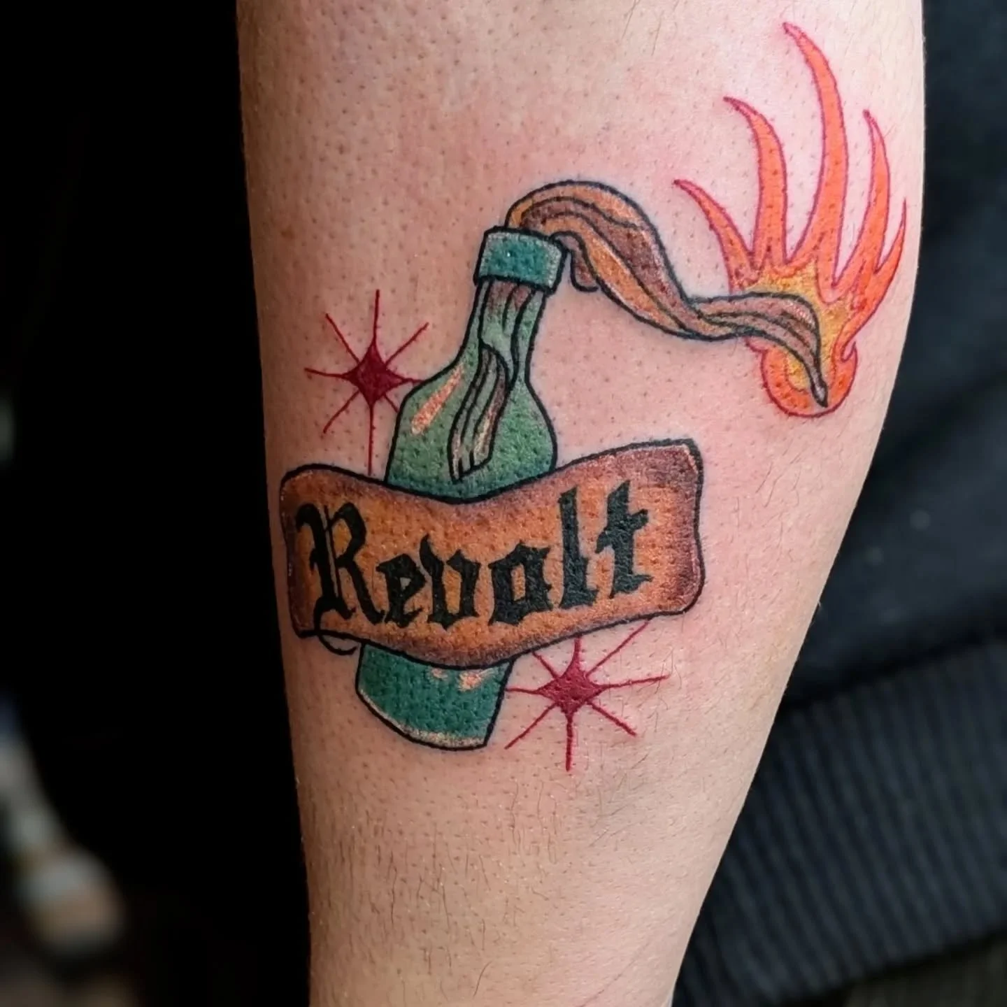 @arealjoytattoos did this rad trad dad from their pre drawn flash. They are offering a discount on any pre drawn they have available. They are currently booking for the end of March-beginning of April. You can fill out an inquiry form on our website 