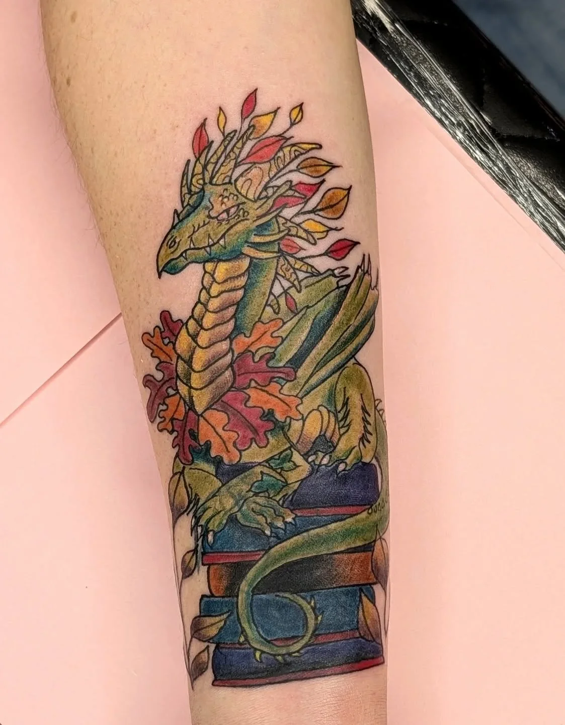 @arealjoytattoos did this leafy inspired dragon cover up. Areal loves a cover up challenge. They are currently have some dates left in May but are also booking for June. Send an inquiry today to book! ✨Link in bio for booking ✨