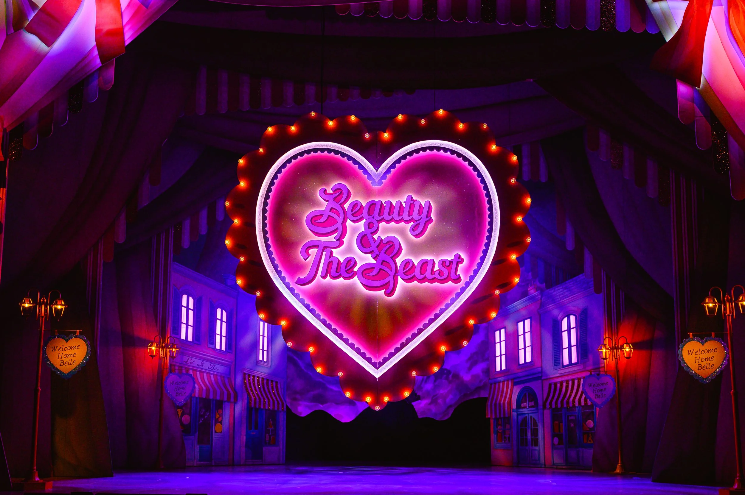 BeautyAndTheBeast_StoryHouseTheatre_ProductionShots_CharlieFlintPhotography_2025-363.jpg