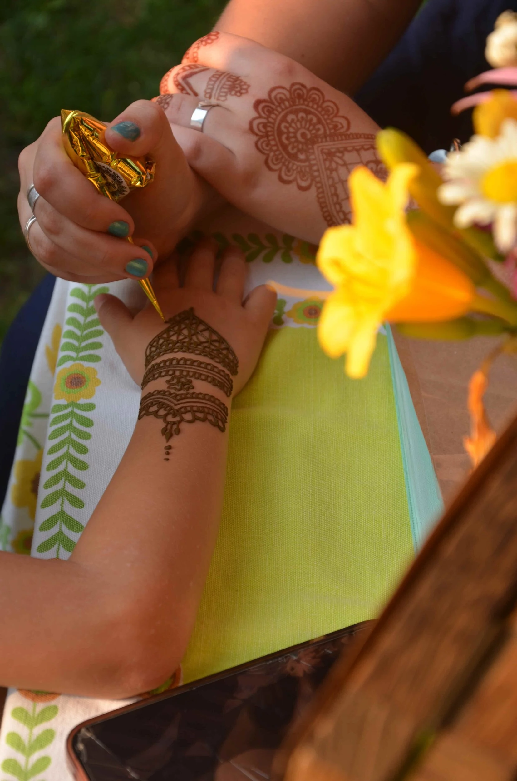 Henna.png