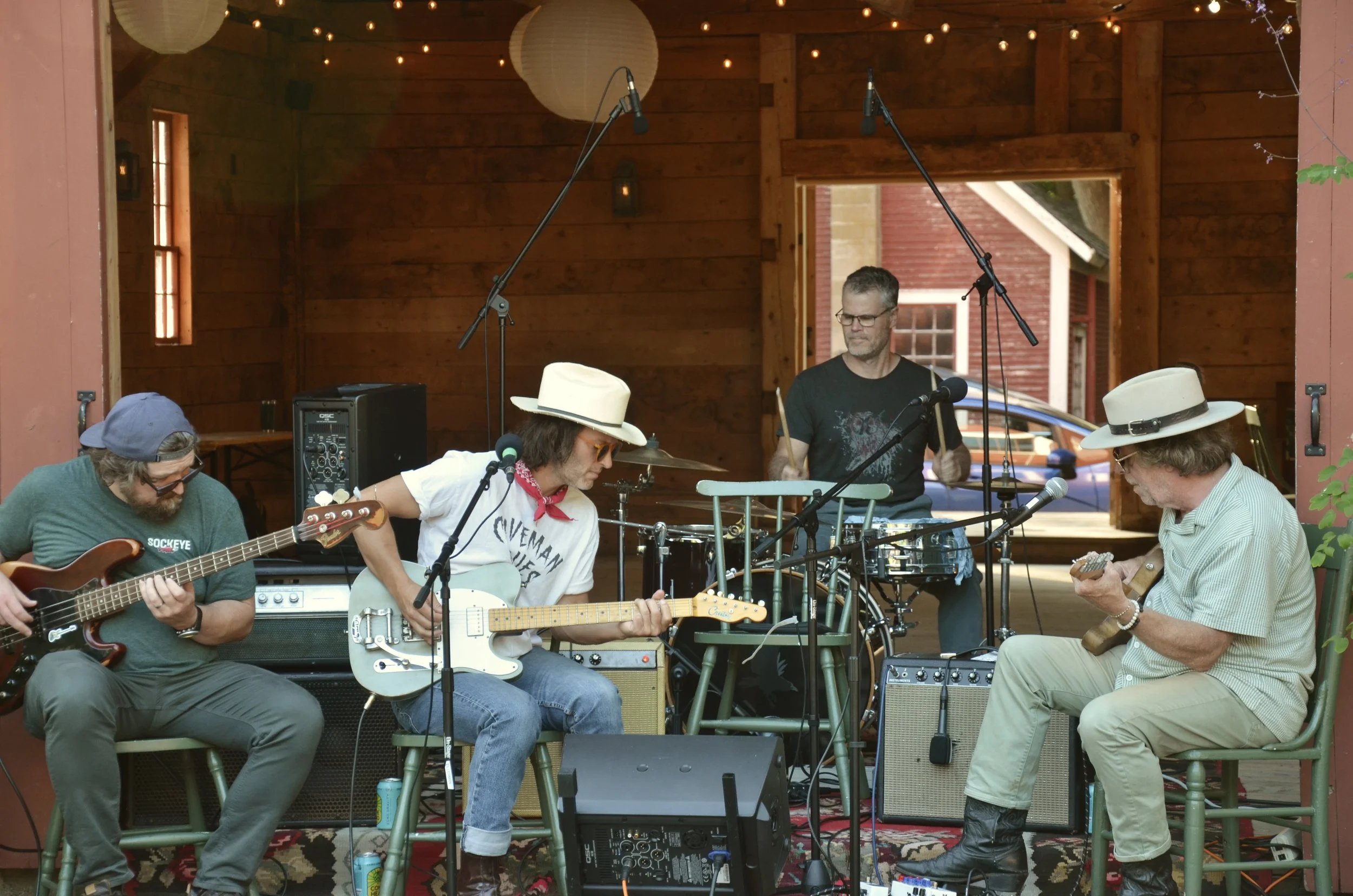 live music in the barn