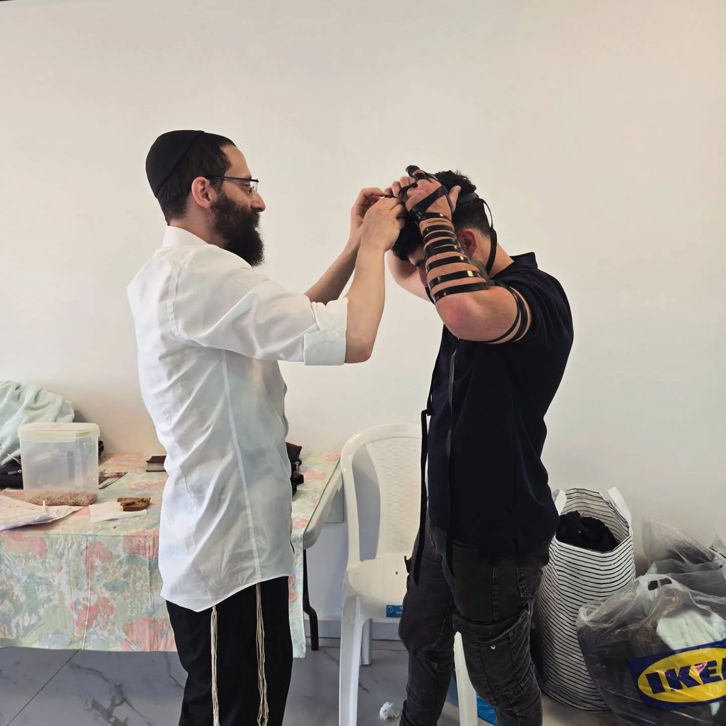 One week in, and we've done a full day Ikea trip, tested out all the grocery stores near us, and survived the hottest week of the year!

A technician came over to set up our washer and dryer. Since he doesn't speak English and Danny wants to practice