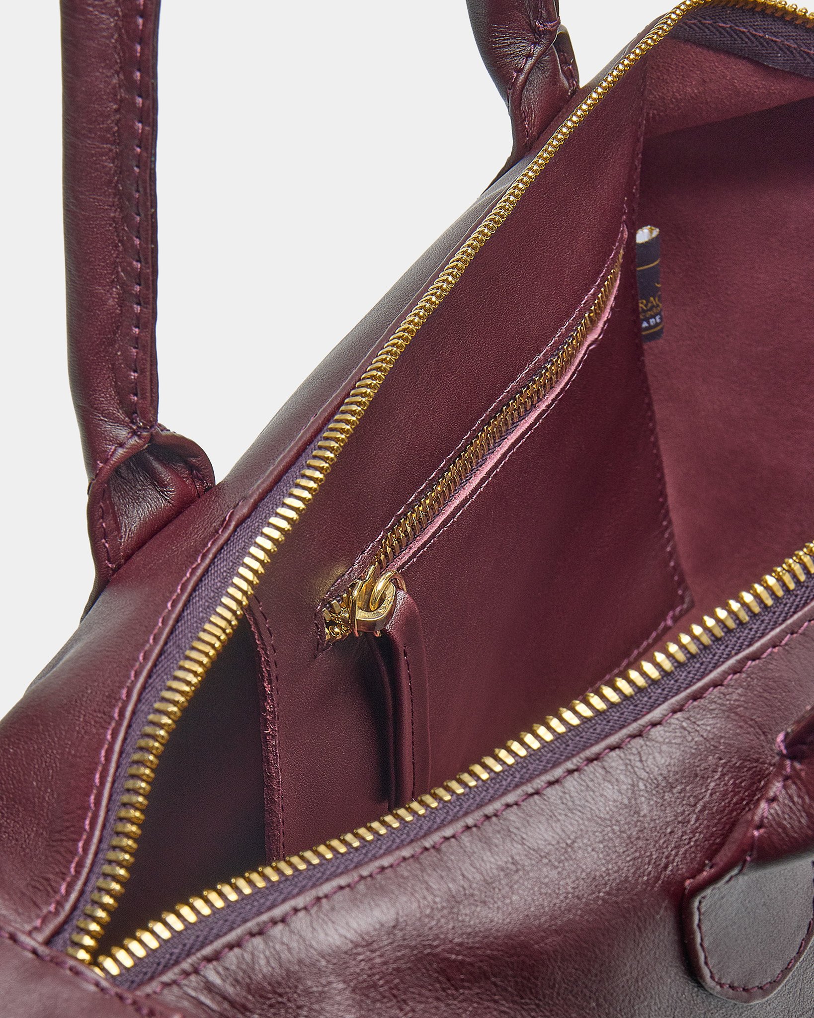 bag photography for e-commerce | Martin Rojas 2025