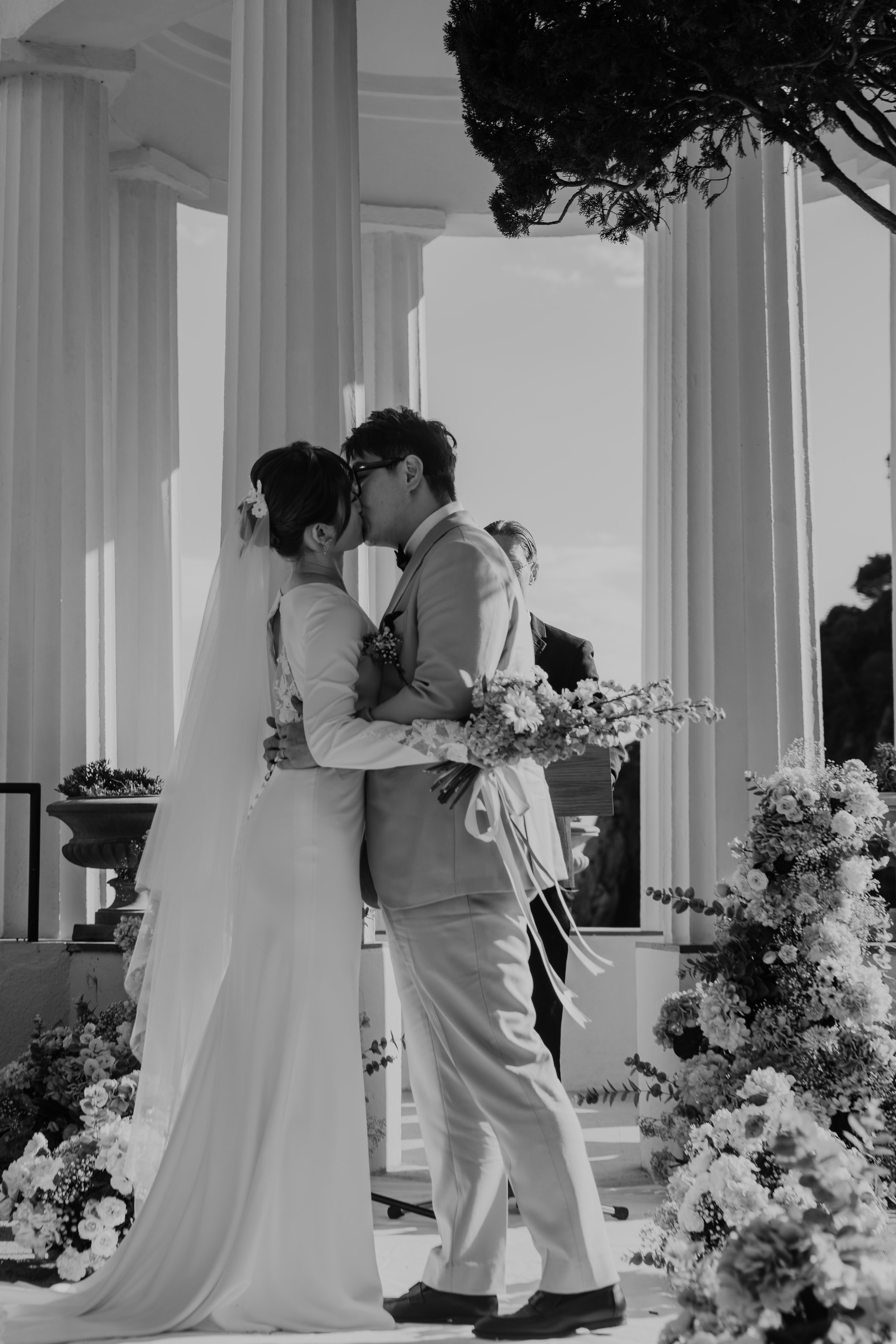 AN INTIMATE ELOPEMENT BETWEEN BLANES AND BARCELONA