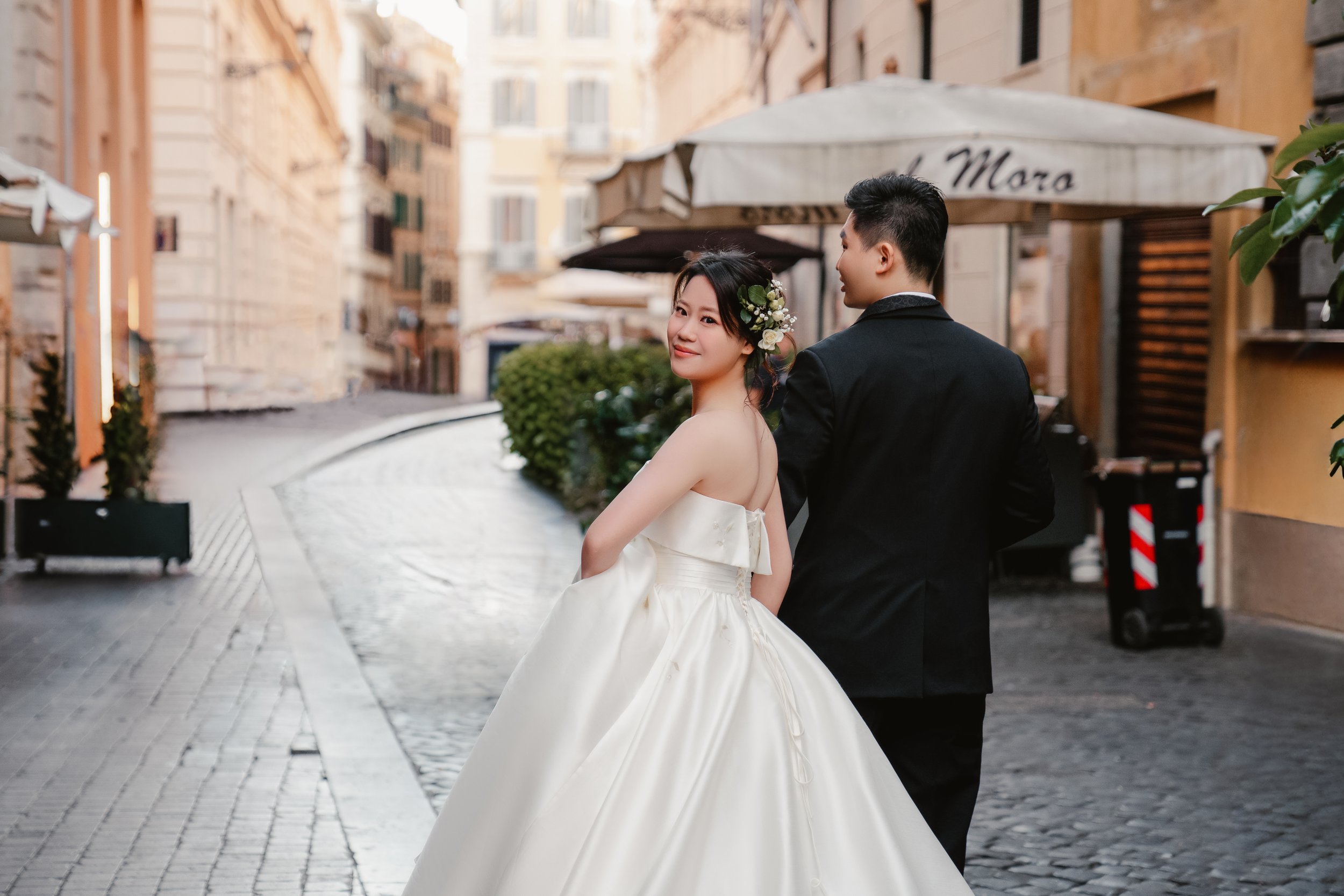 AN INTIMATE ELOPEMENT IN ROME