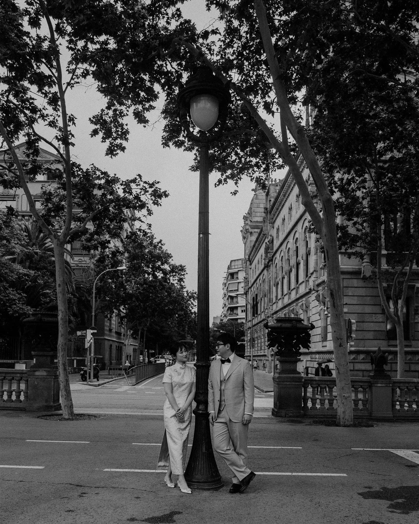 Last May we had the opportunity to travel to Barcelona and do a special photoshoot - and we are still like this 🤩