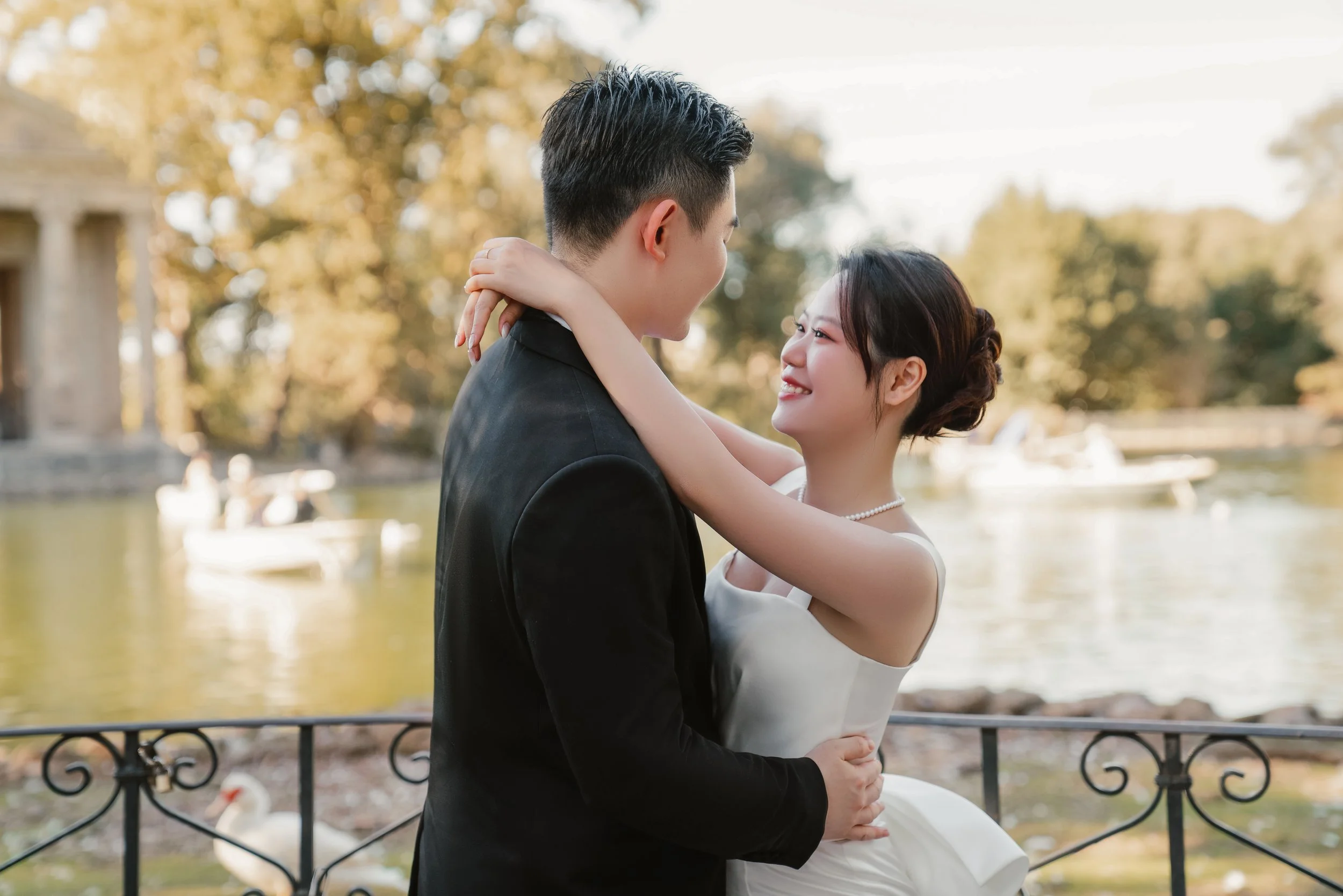 AN INTIMATE ELOPEMENT IN ROME