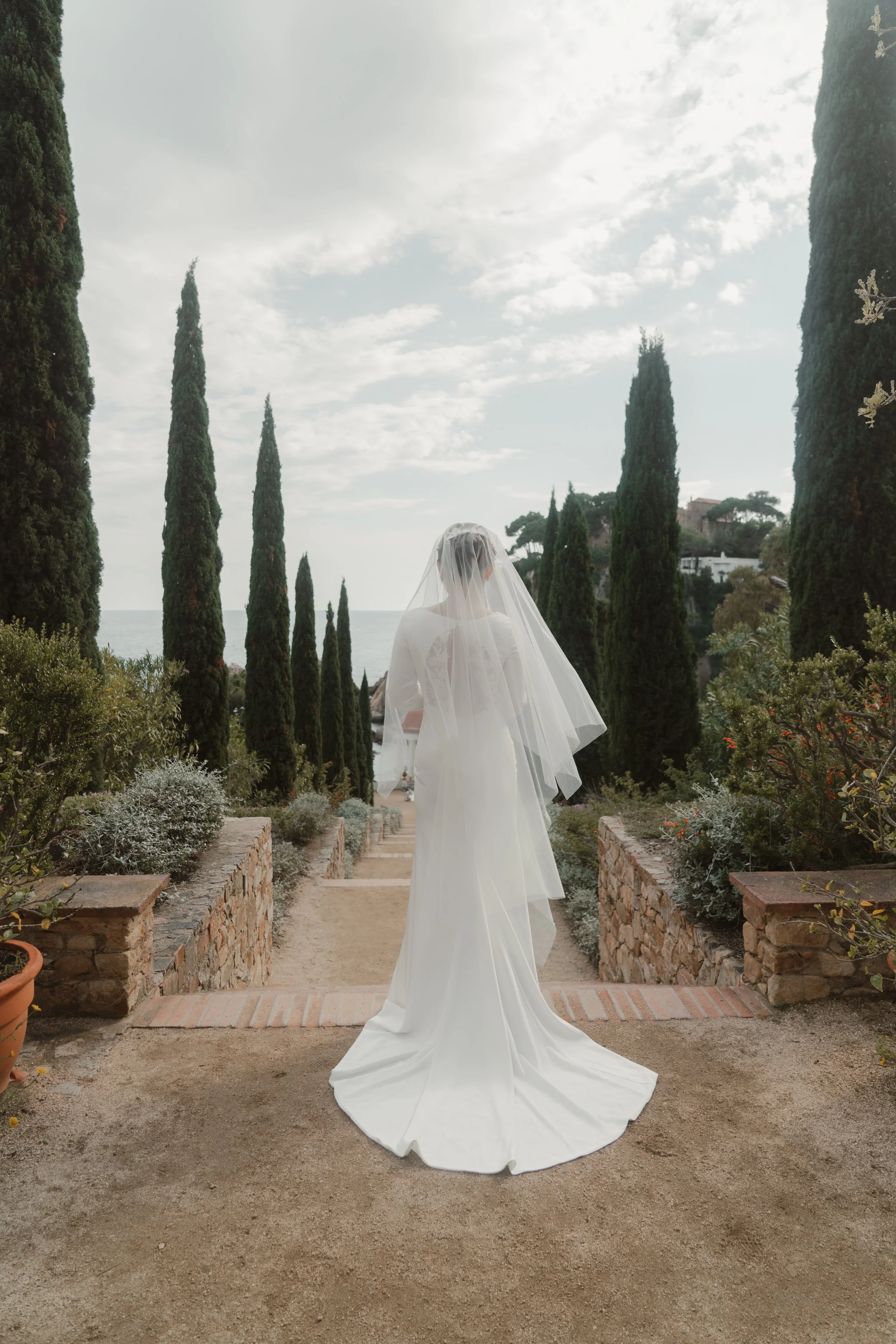 AN INTIMATE ELOPEMENT BETWEEN BLANES AND BARCELONA