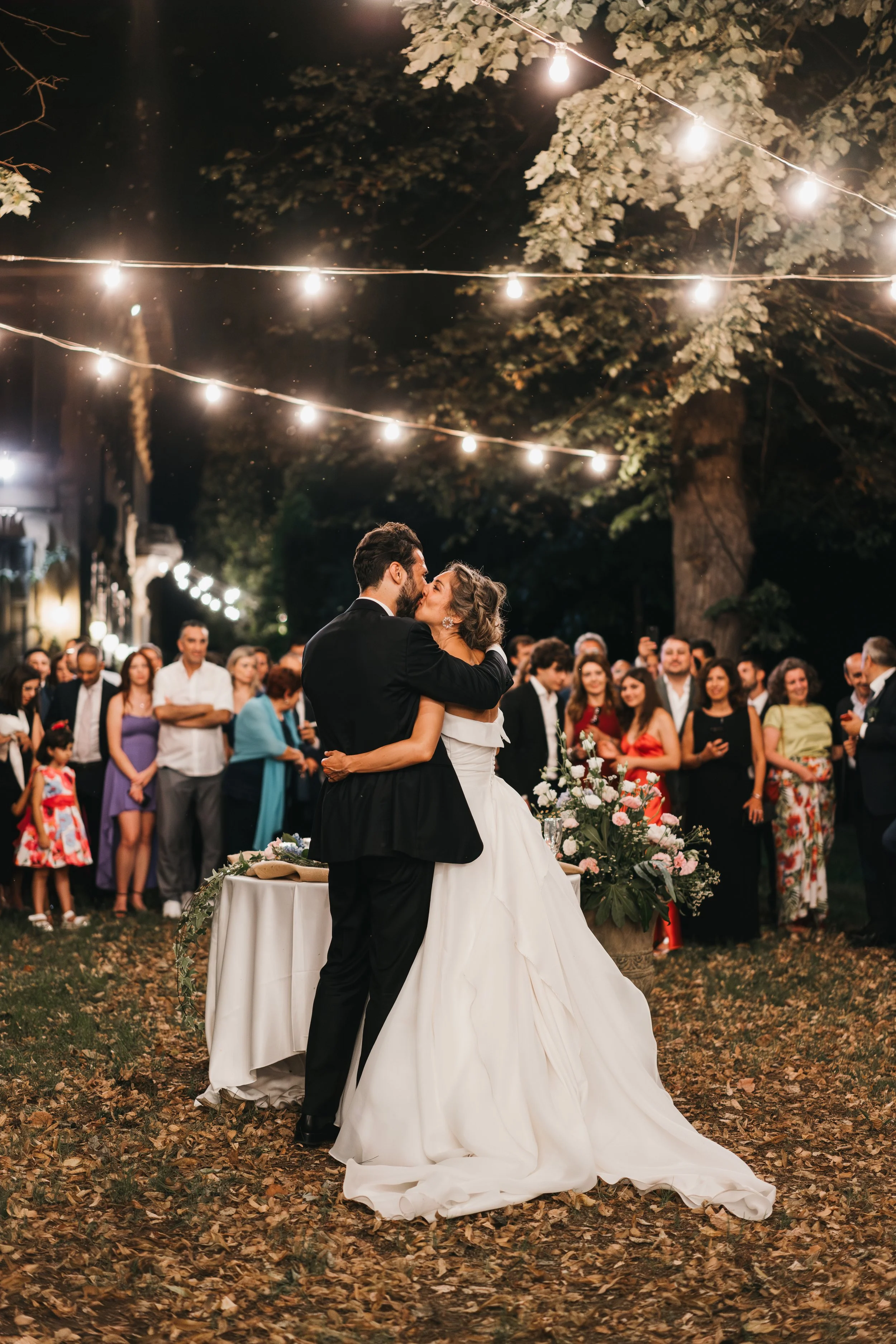 A MILANO PER AMORE.
Un matrimonio elegante tra la storica Chiesa di Santa Maria del Suffragio e Villa Scheibler.