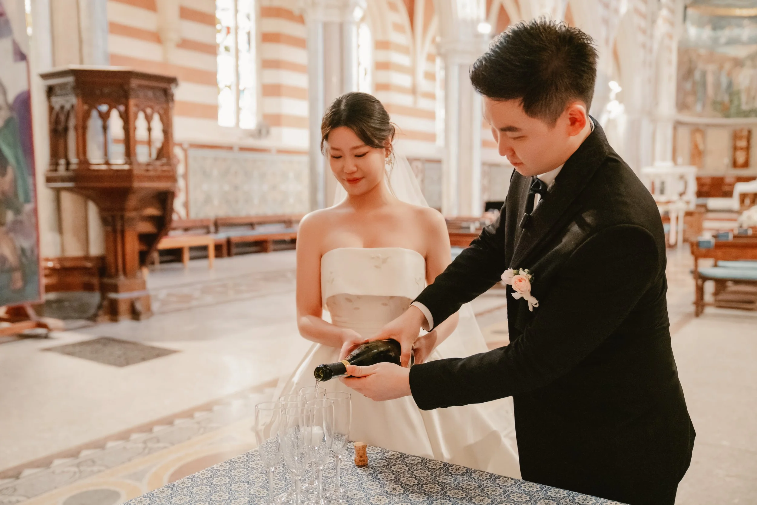 AN INTIMATE ELOPEMENT IN ROME