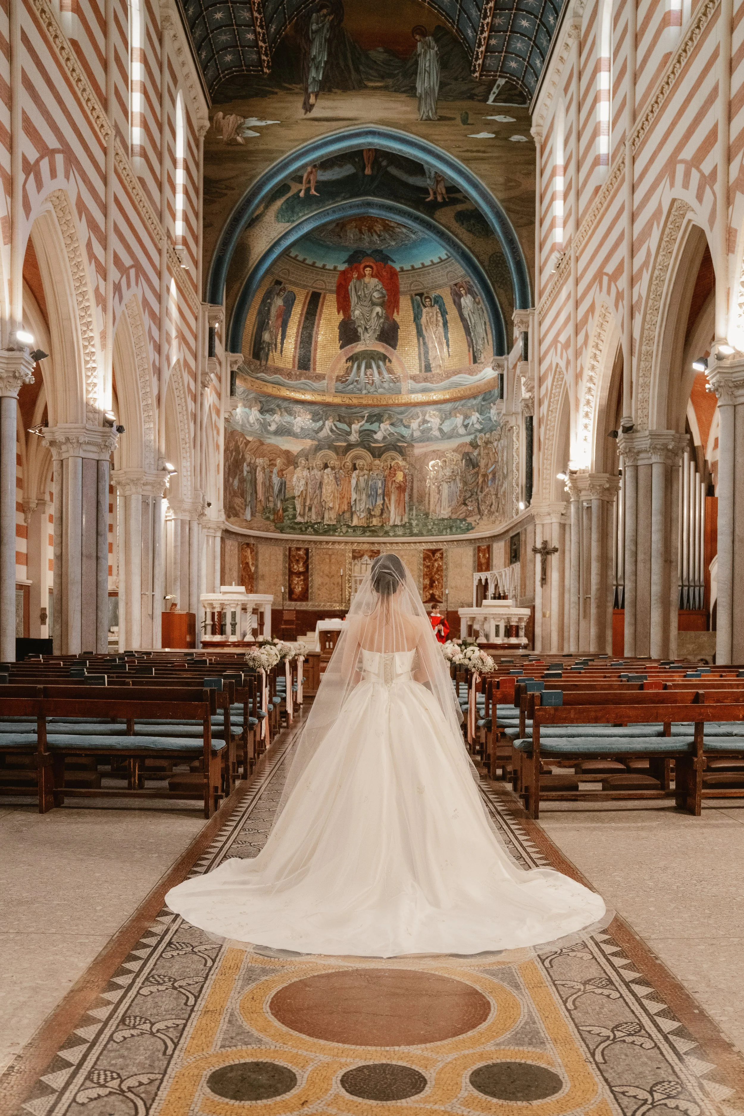 AN INTIMATE ELOPEMENT IN ROME