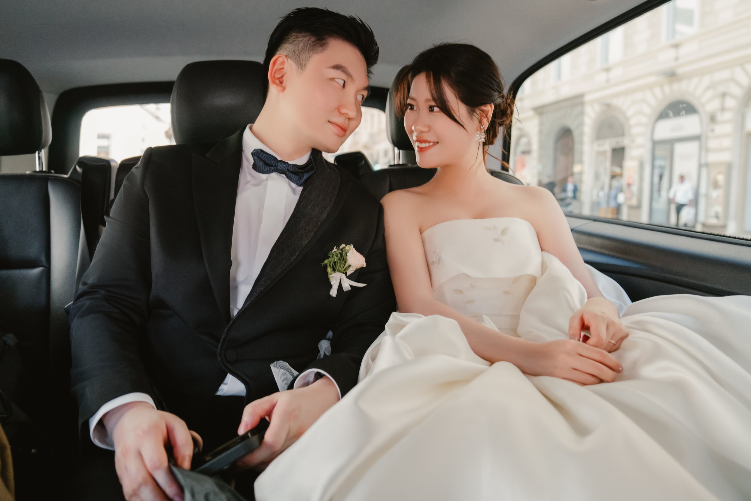 AN INTIMATE ELOPEMENT IN ROME