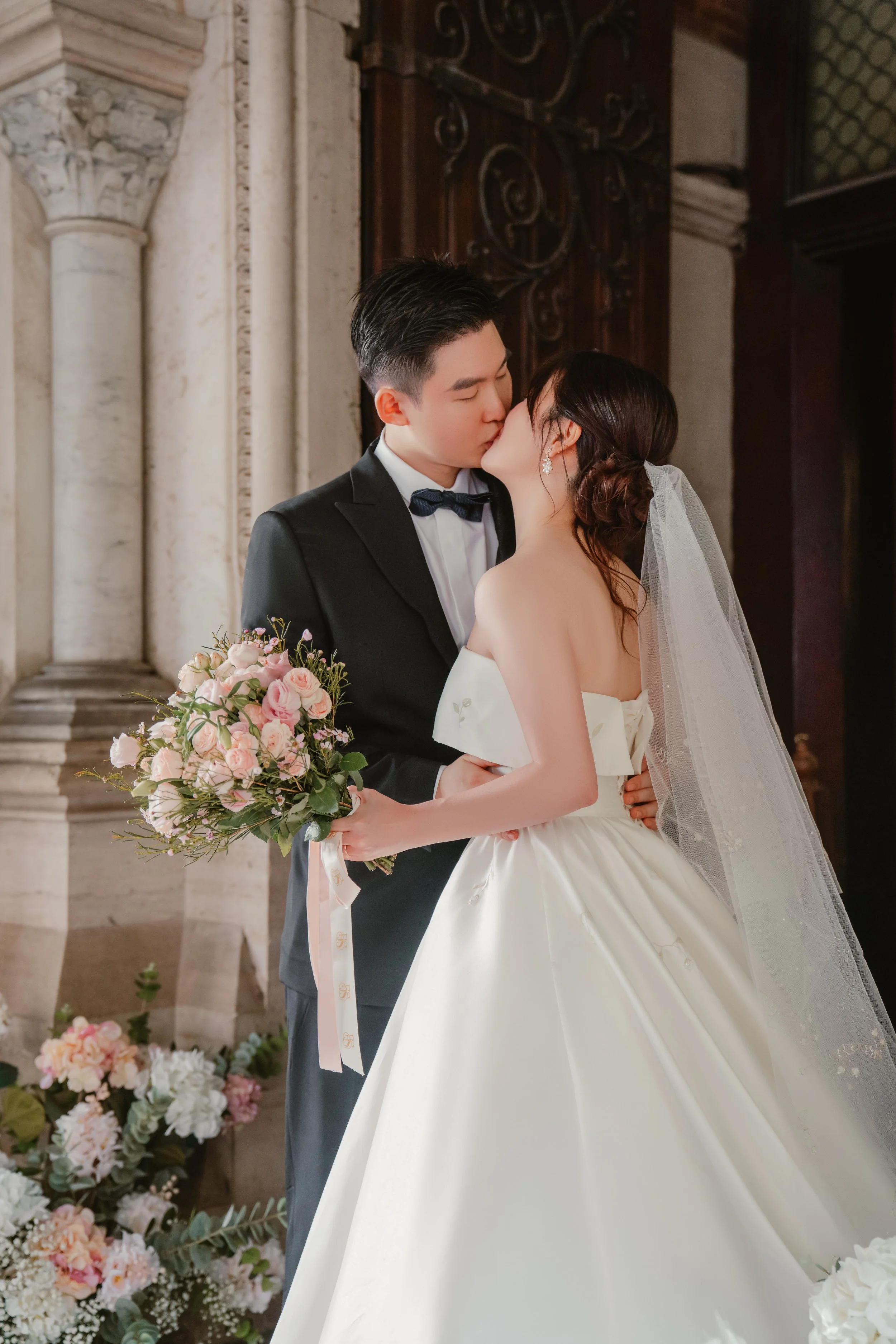 AN INTIMATE ELOPEMENT IN ROME