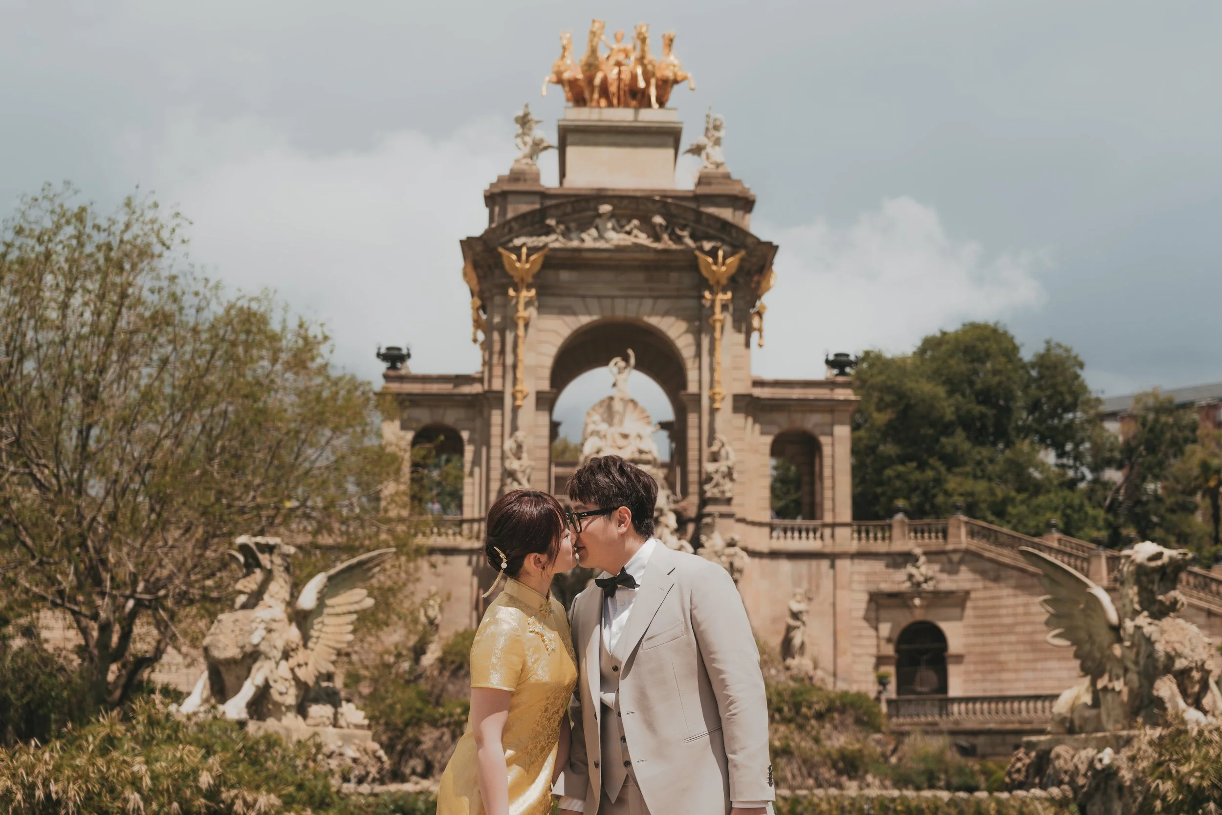 AN INTIMATE ELOPEMENT BETWEEN BLANES AND BARCELONA