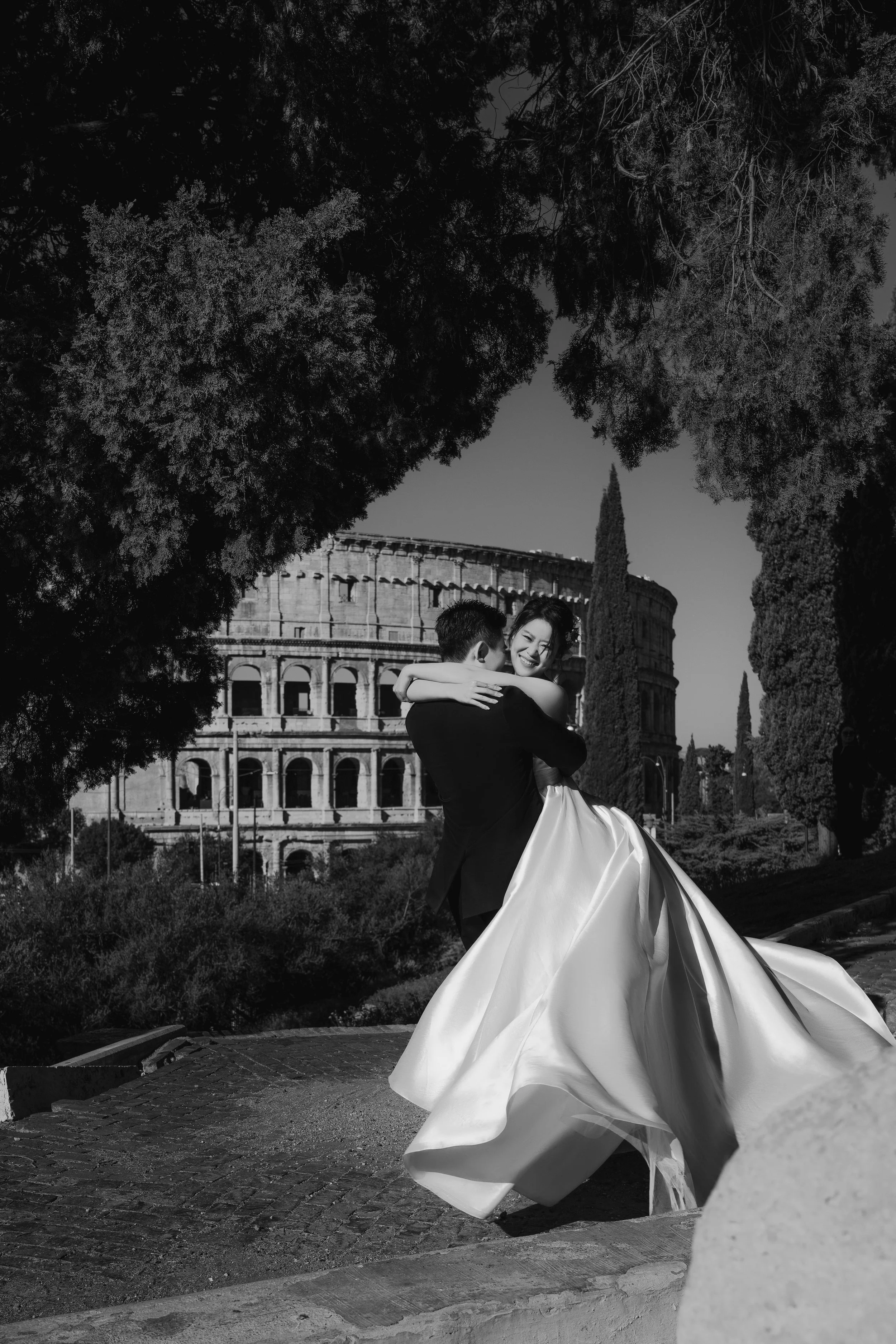 AN INTIMATE ELOPEMENT IN ROME