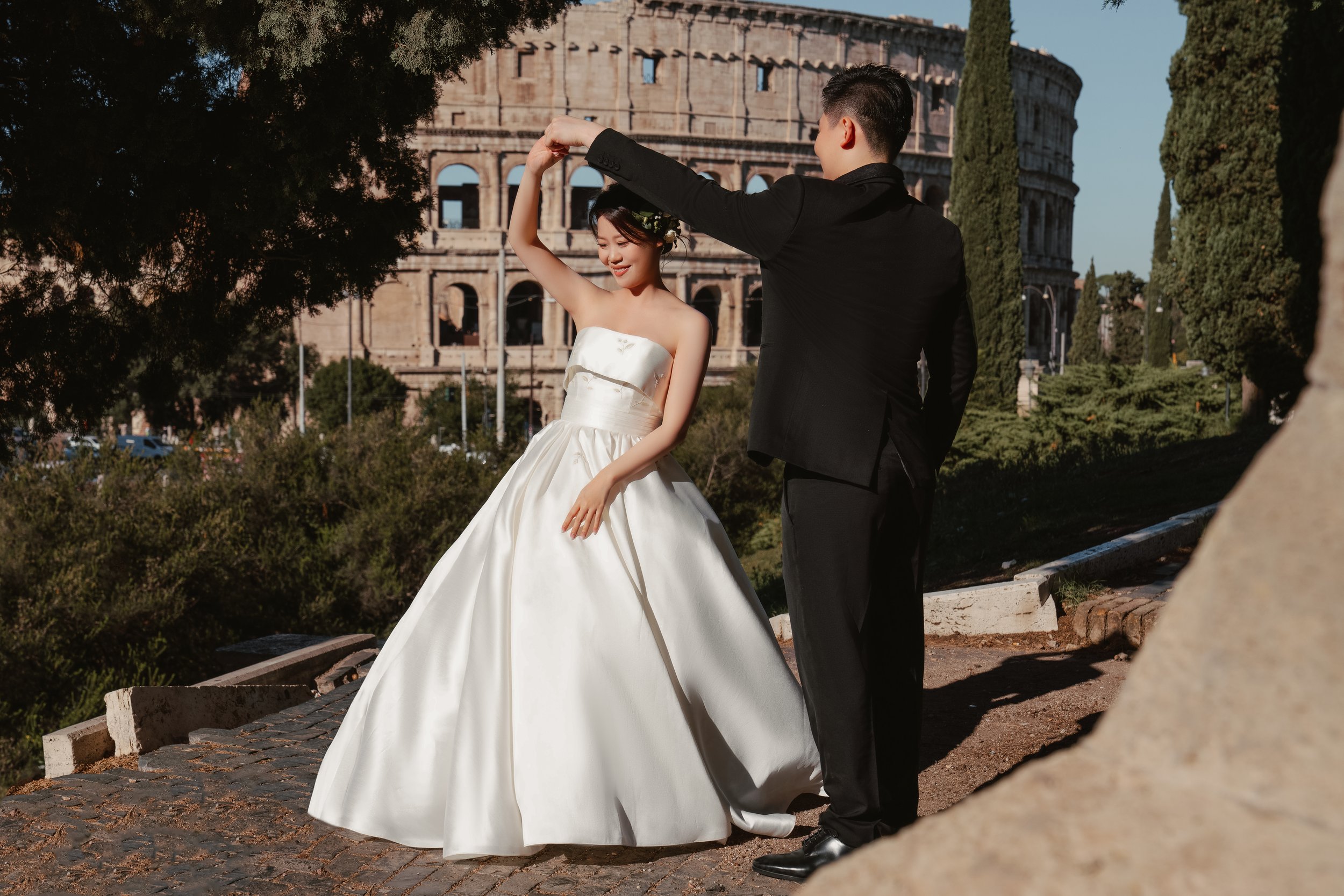 AN INTIMATE ELOPEMENT IN ROME