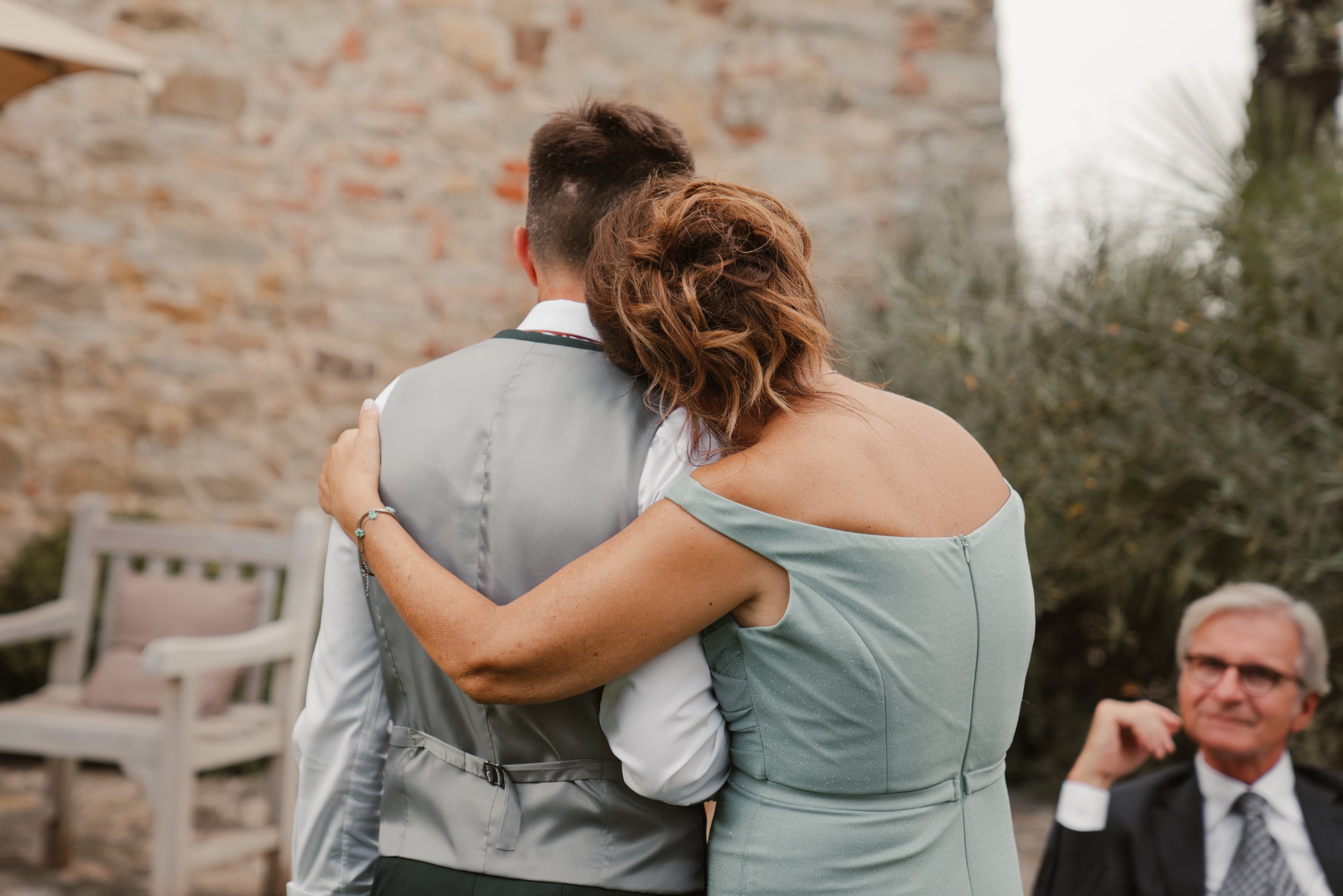 UN MATRIMONIO DA FAVOLA                         AL CASTELLO DI TASSARA