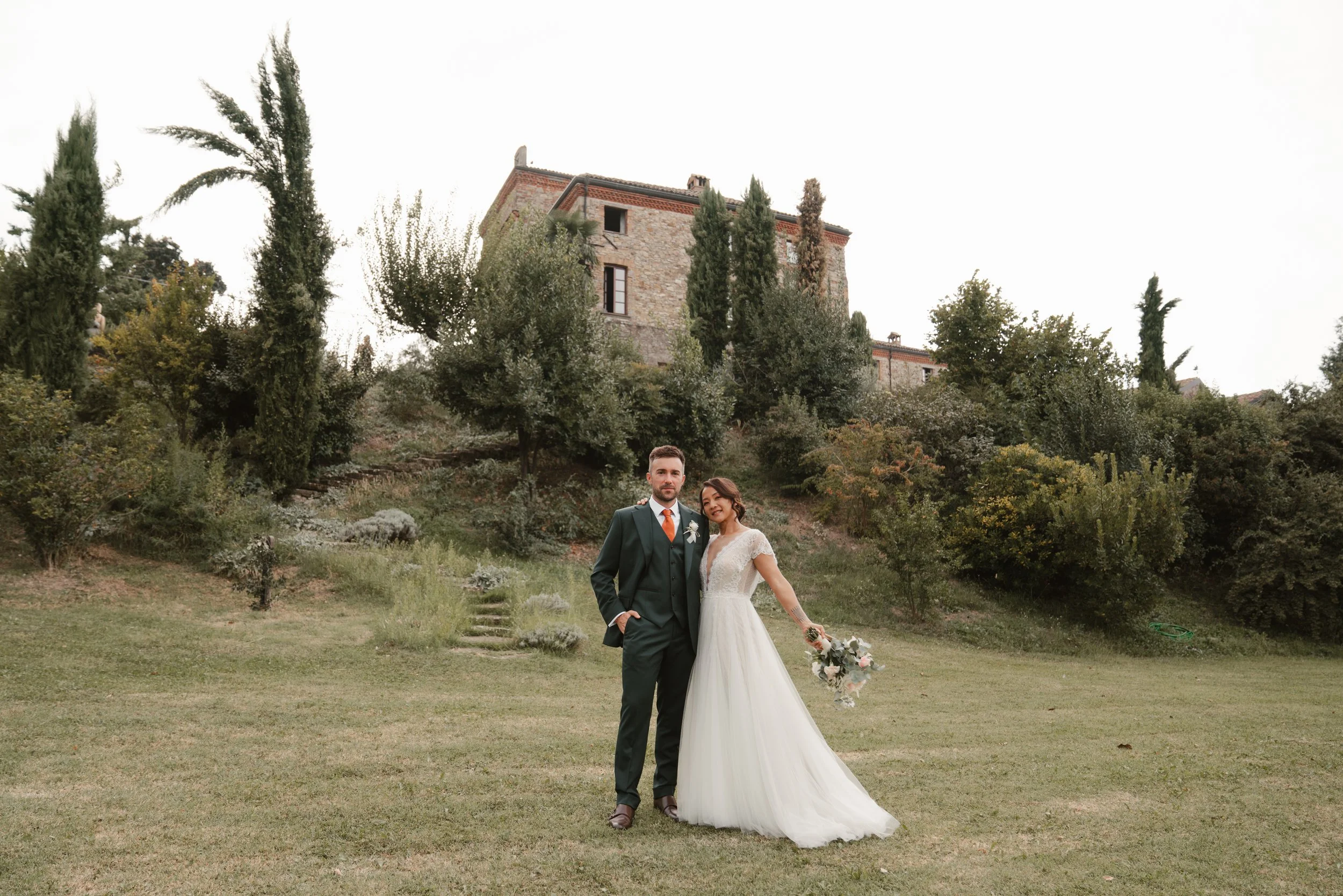 UN MATRIMONIO DA FAVOLA                         AL CASTELLO DI TASSARA