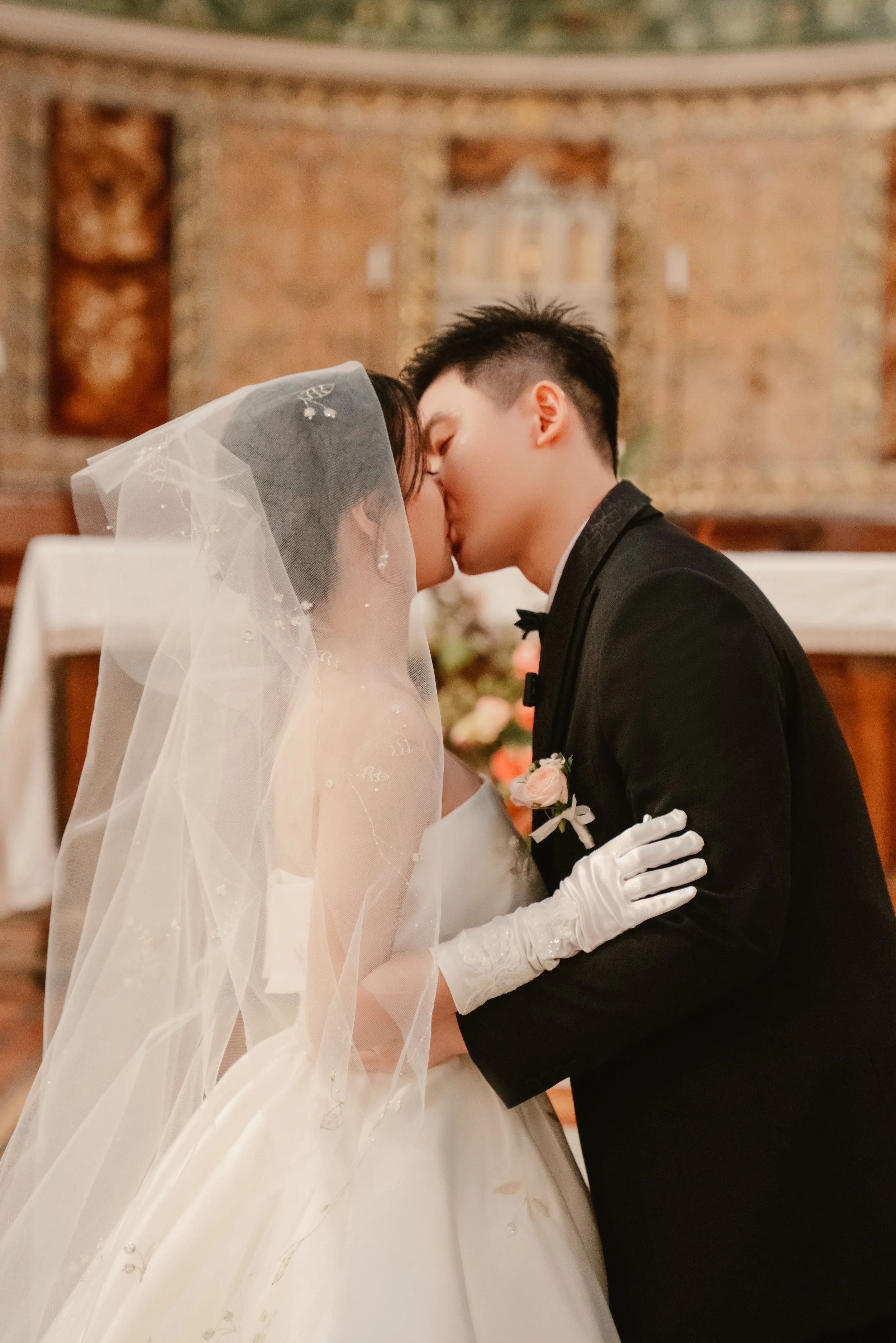 AN INTIMATE ELOPEMENT IN ROME