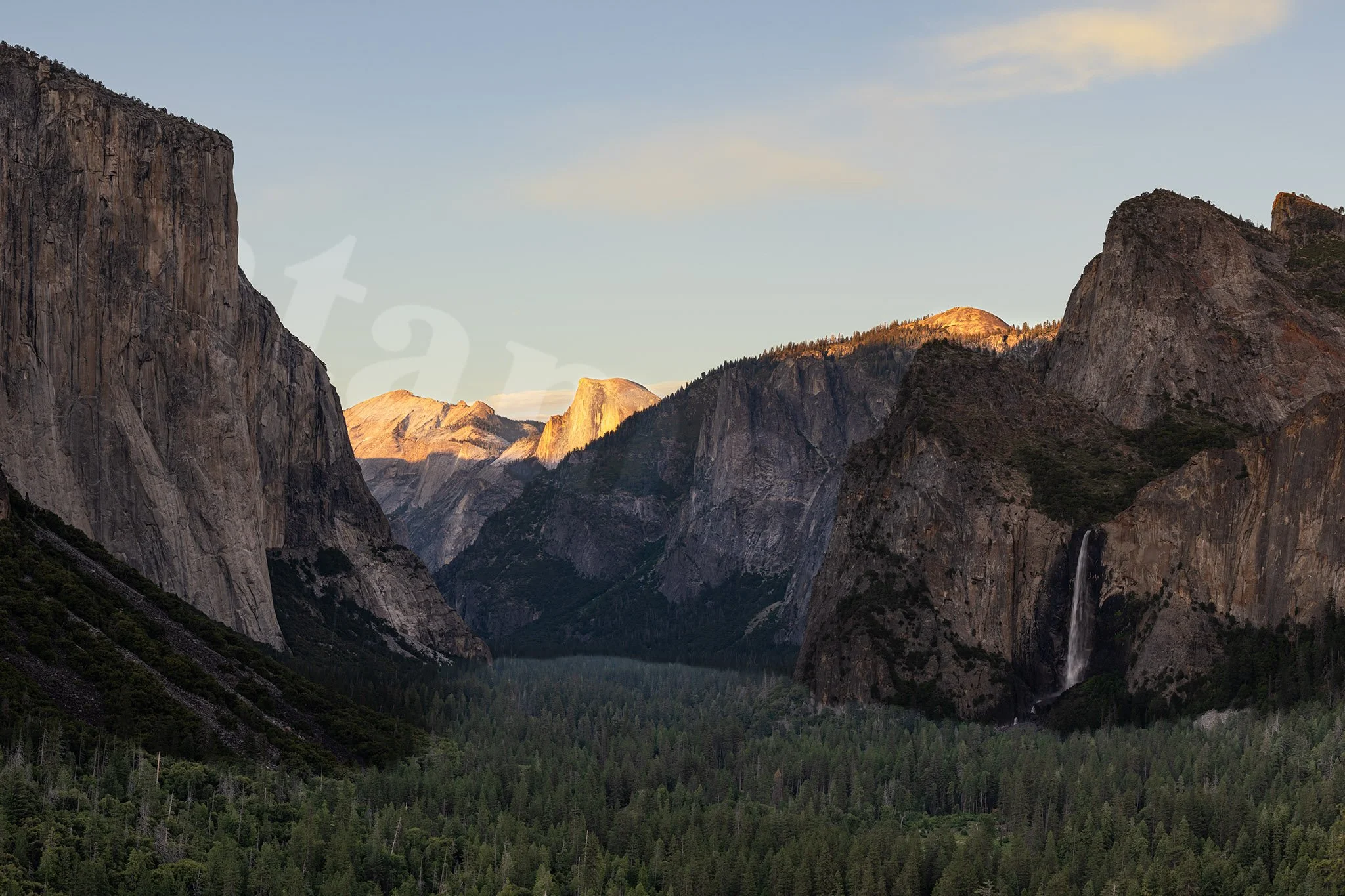 Valley's Last Light
Yosemite Valley