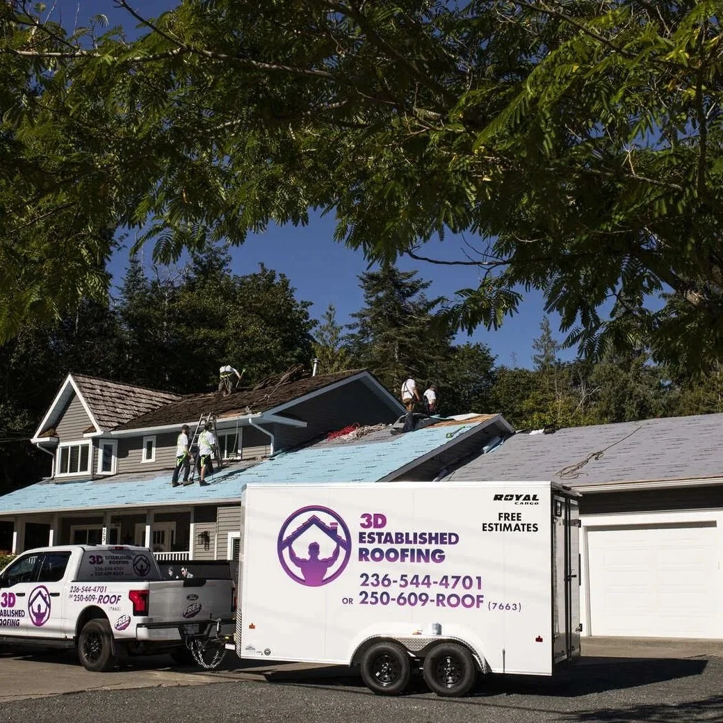 Reliable Roofs on a Roll with Asphalt Shingles