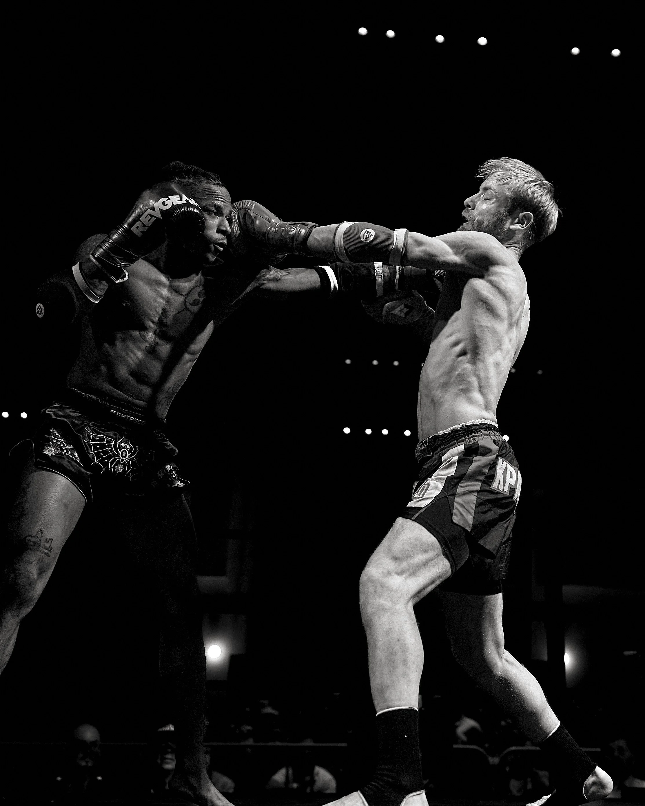fight2_r5_136.jpg