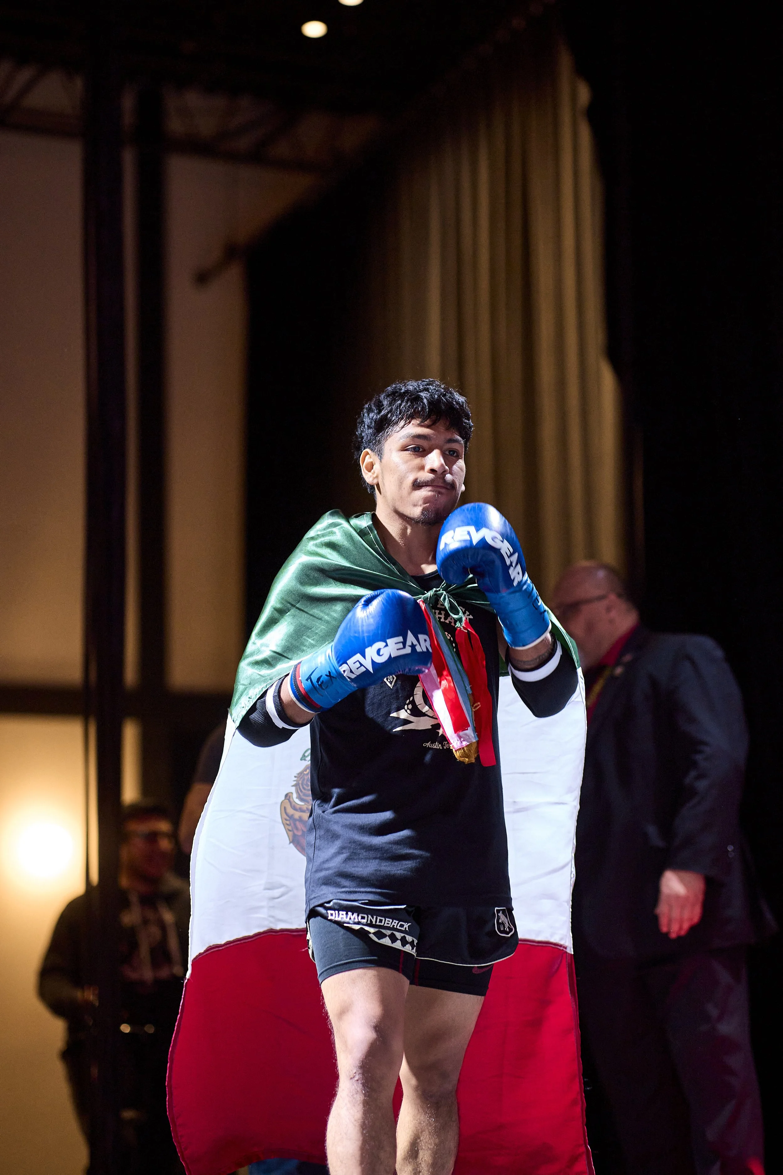 fight6_m2_1.jpg