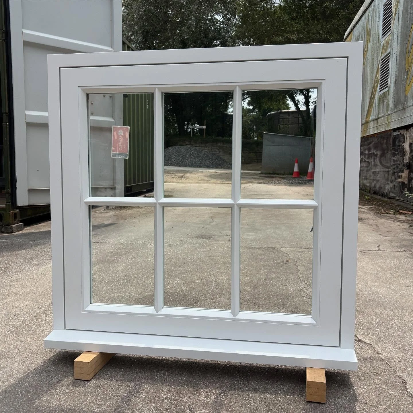 Our HP flush windows meet PAS24 and come with multiple-point locking systems, 90 degree opening easy clean sumo egress hinges, high spec double glazing and a full factory spray finish with Teknos paint #PAS24 #teknos #sprayfinish #woodwork #windows #
