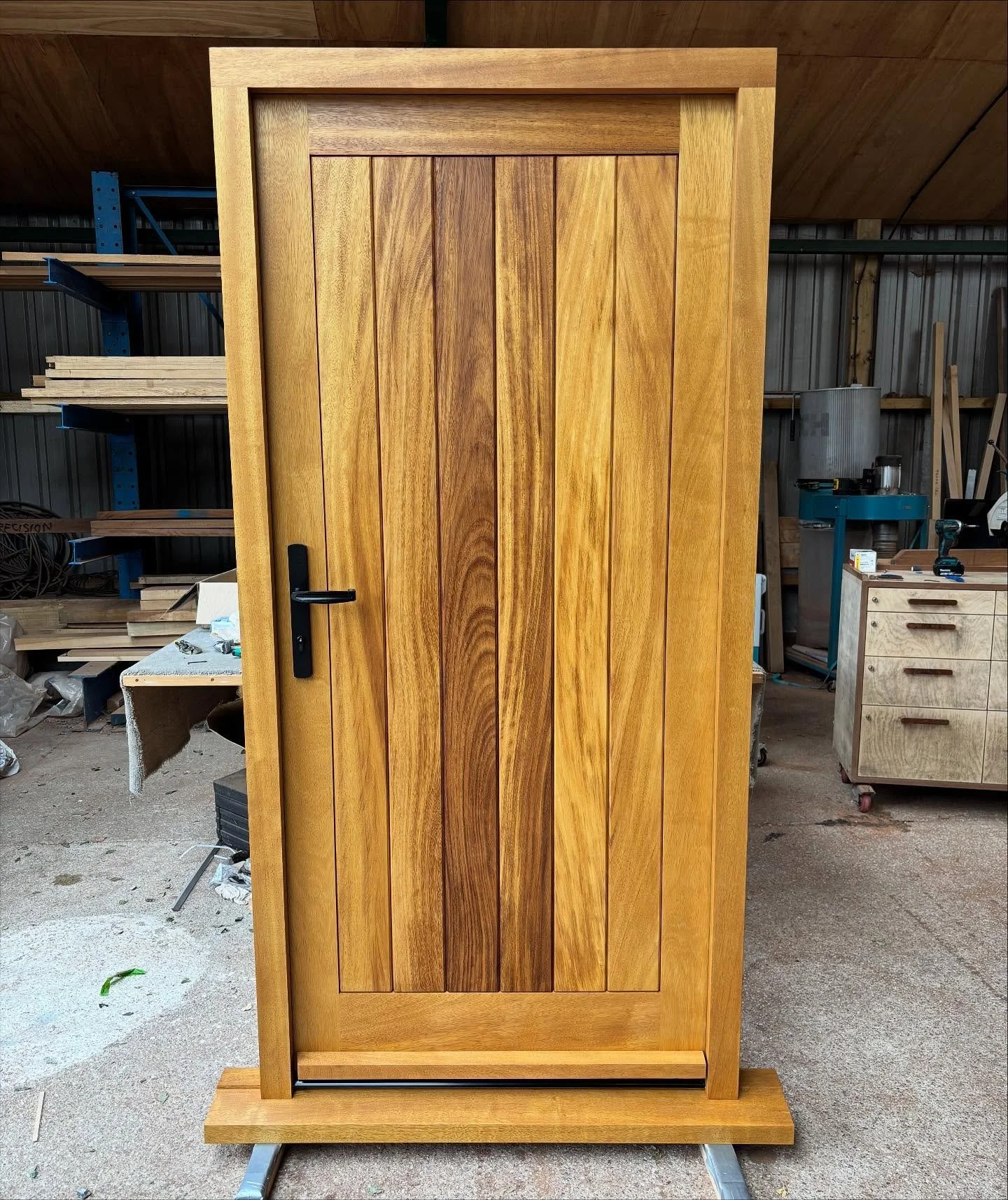 Beautiful Iroko door just completed for the lovely @robsontherun Thank you for trusting us with your project #iroko #irokodoor #woodwork #cornwall #joinery #bespoke #bespokejoinery #kernow #hardwood