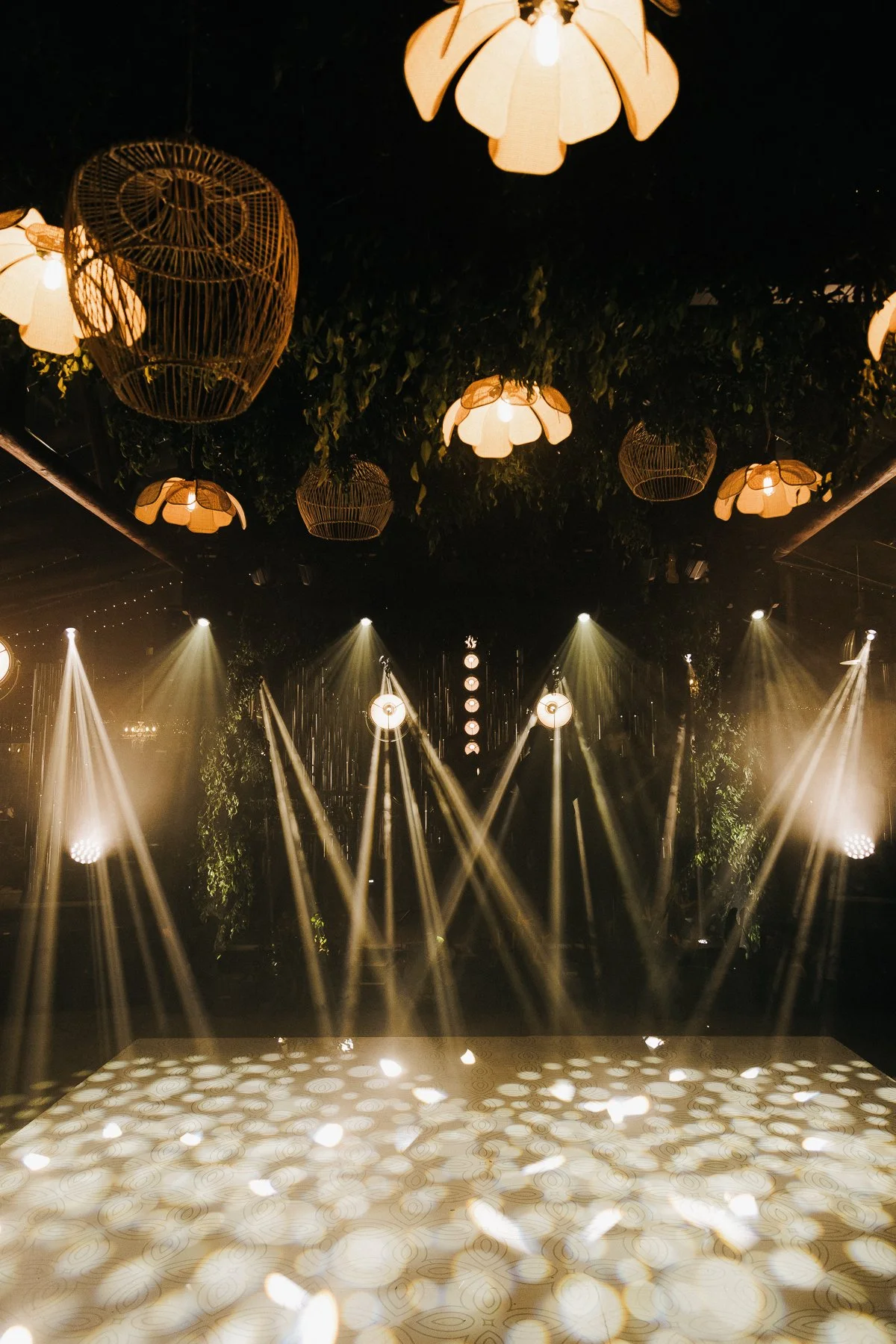 Decoración recepción, realizada por Carlos Córdoba, fotógrafo de bodas de Medellín Colombia