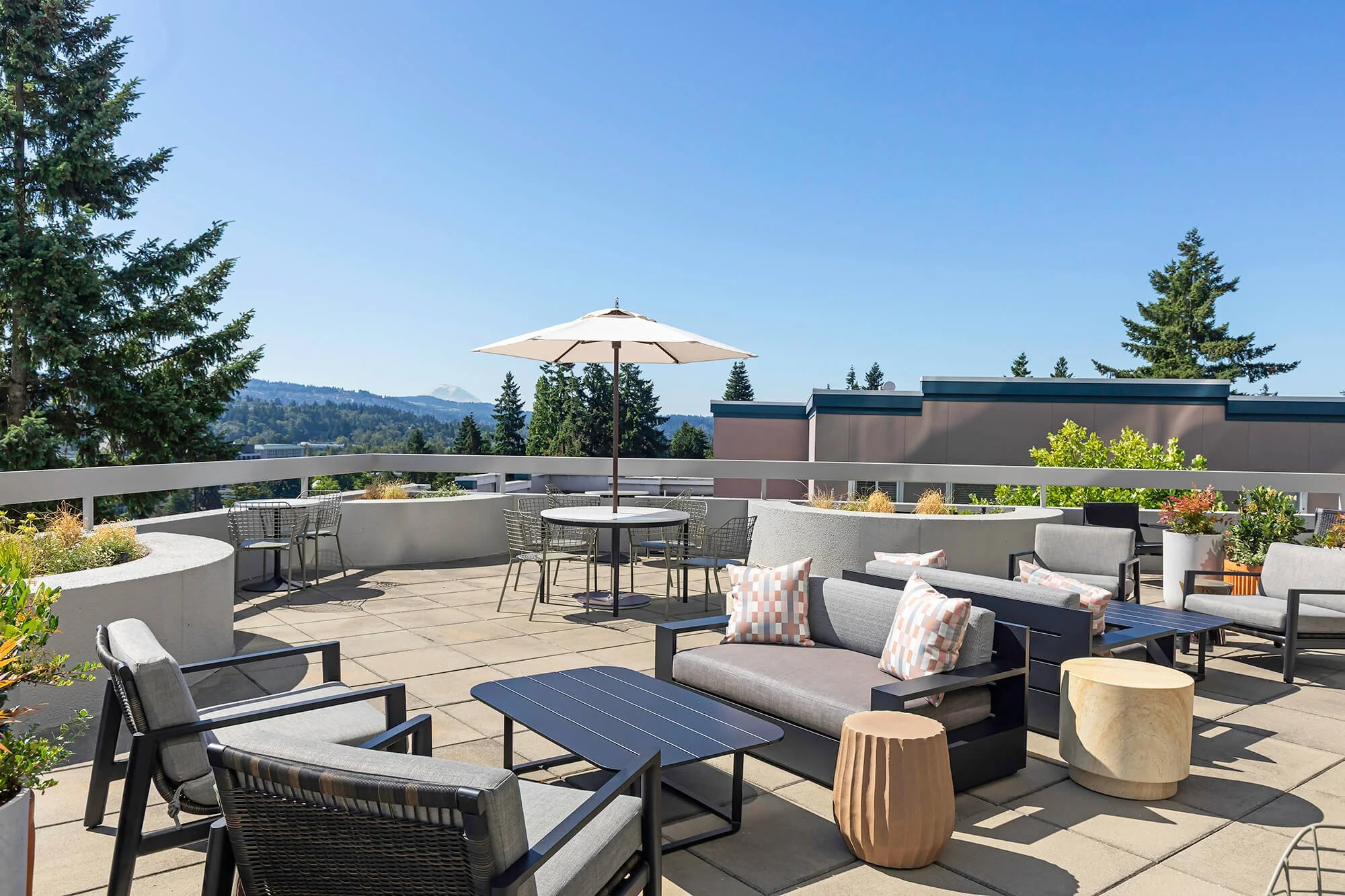 06_Terrace.jpg