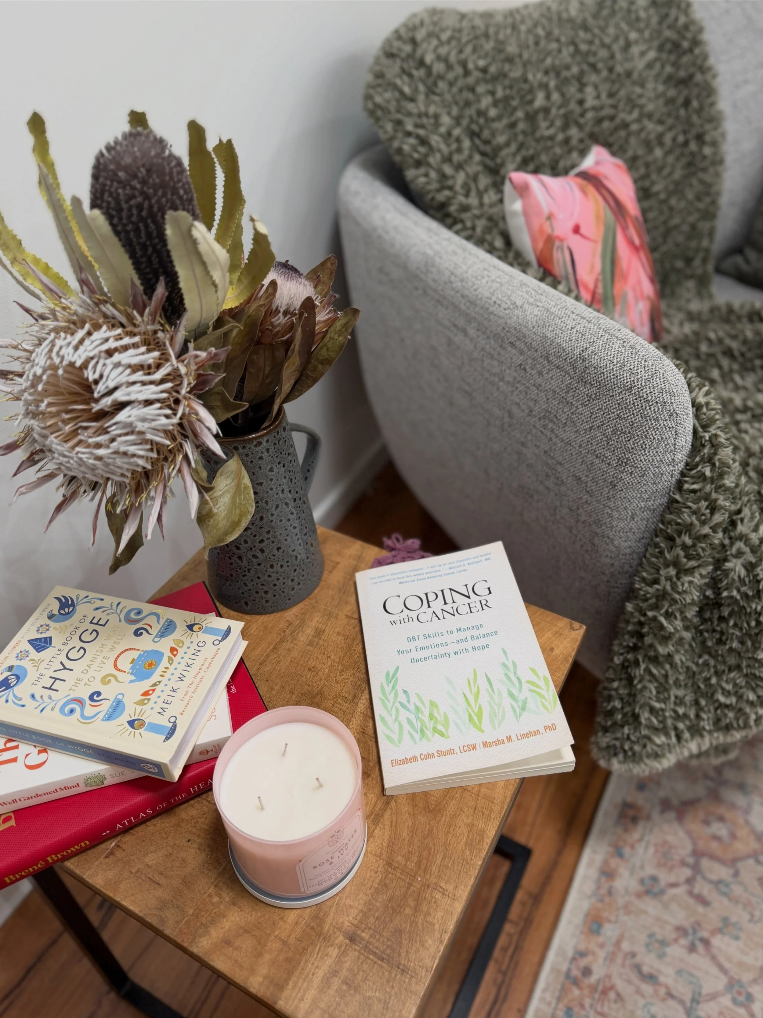 A little weekend reading 📖 Coping with Cancer

At 4Women Psychology, we are starting to grow our work in the breast cancer space. It is an area we know women can benefit from having somewhere to feel supported through this time ❤️