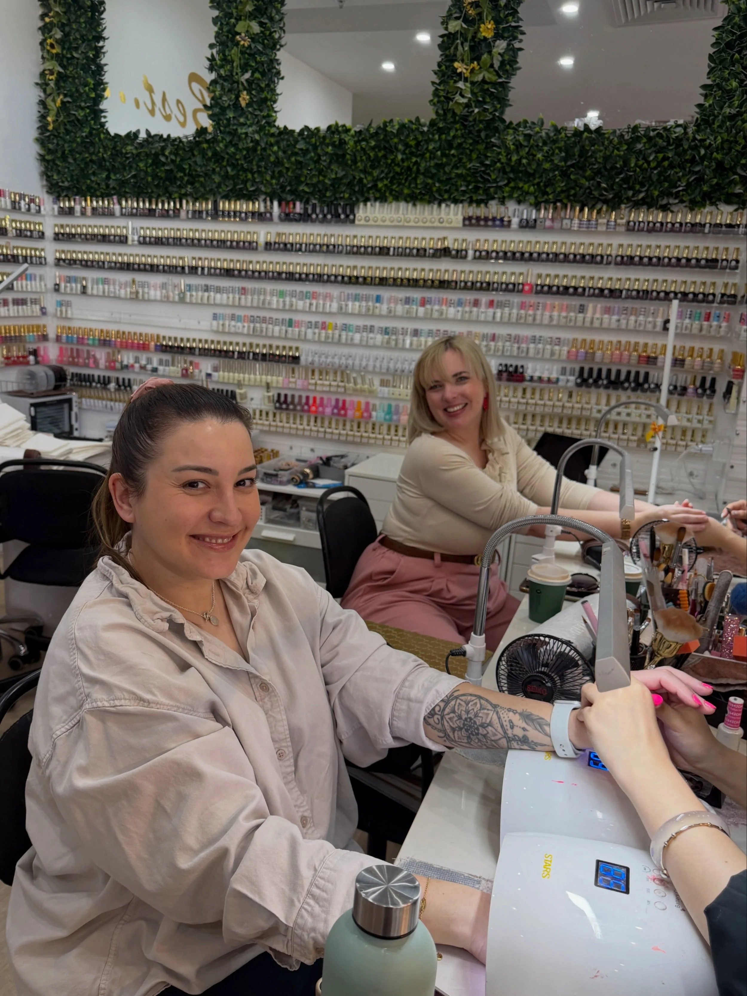 Team 4WomenPsych engaging in self-care between sessions 😍