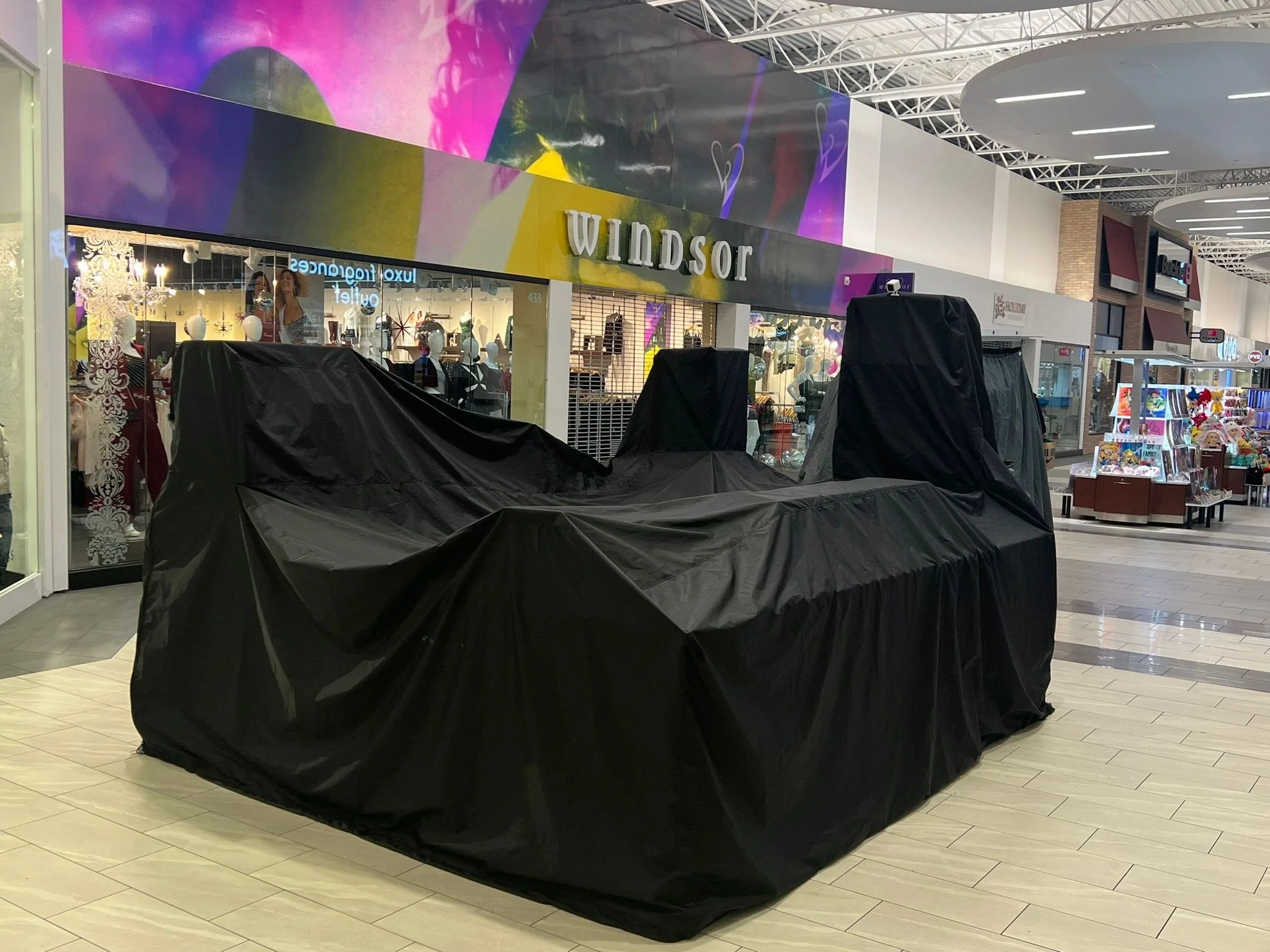 7 Mistakes to Avoid When Choosing a Mall Kiosk or RMU Cover