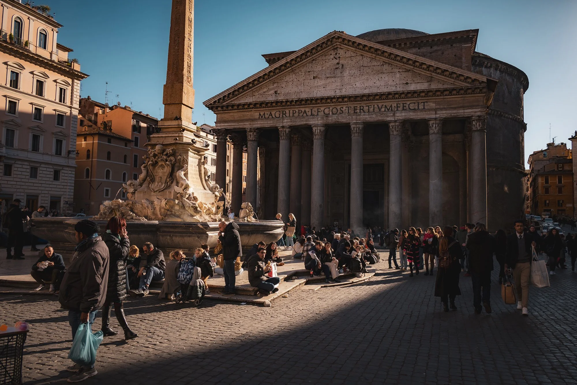 JustinGonzalez-Italy-Rome_PantheonEvening.jpg