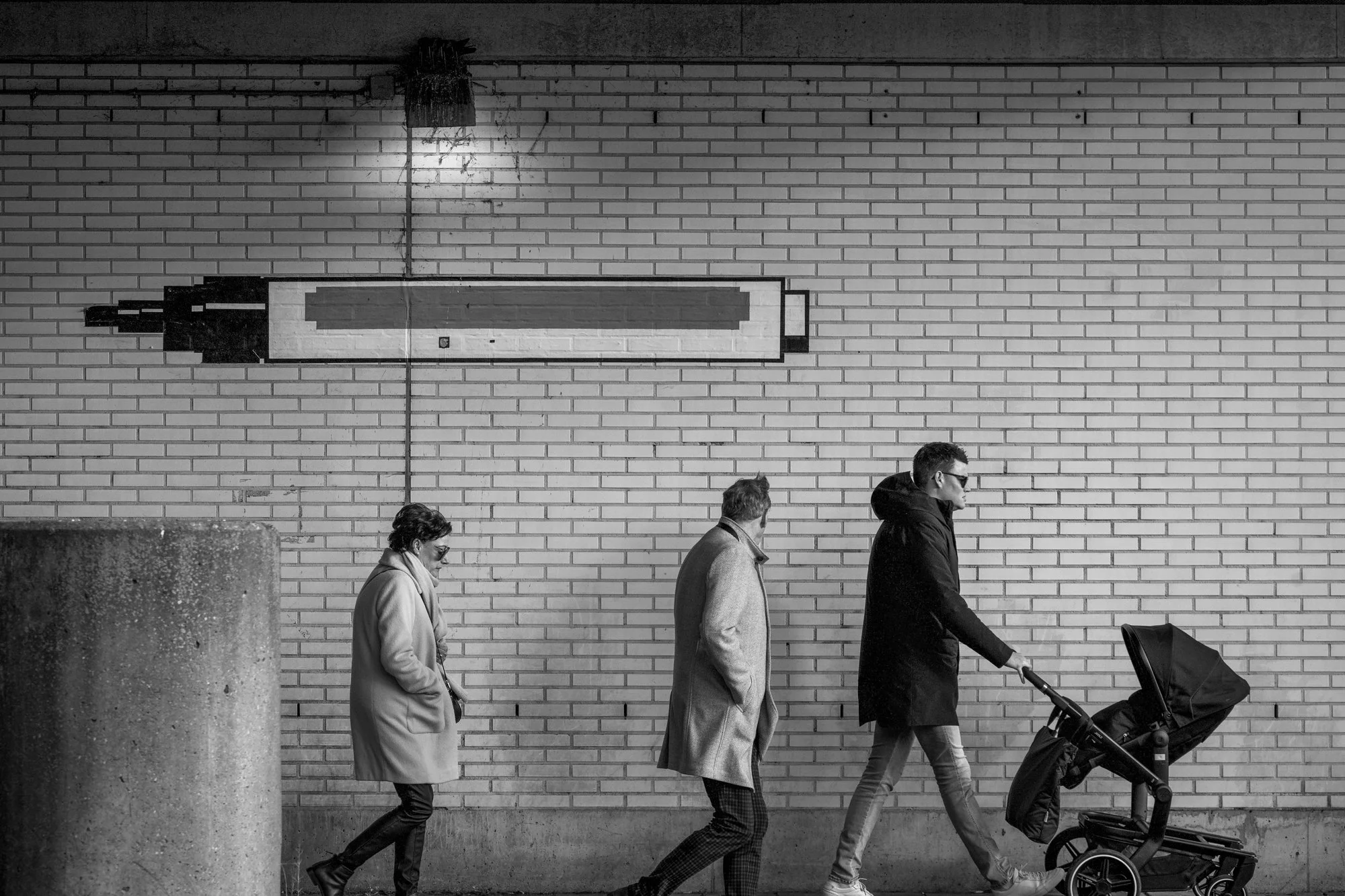 Family commuting in Amsterdam