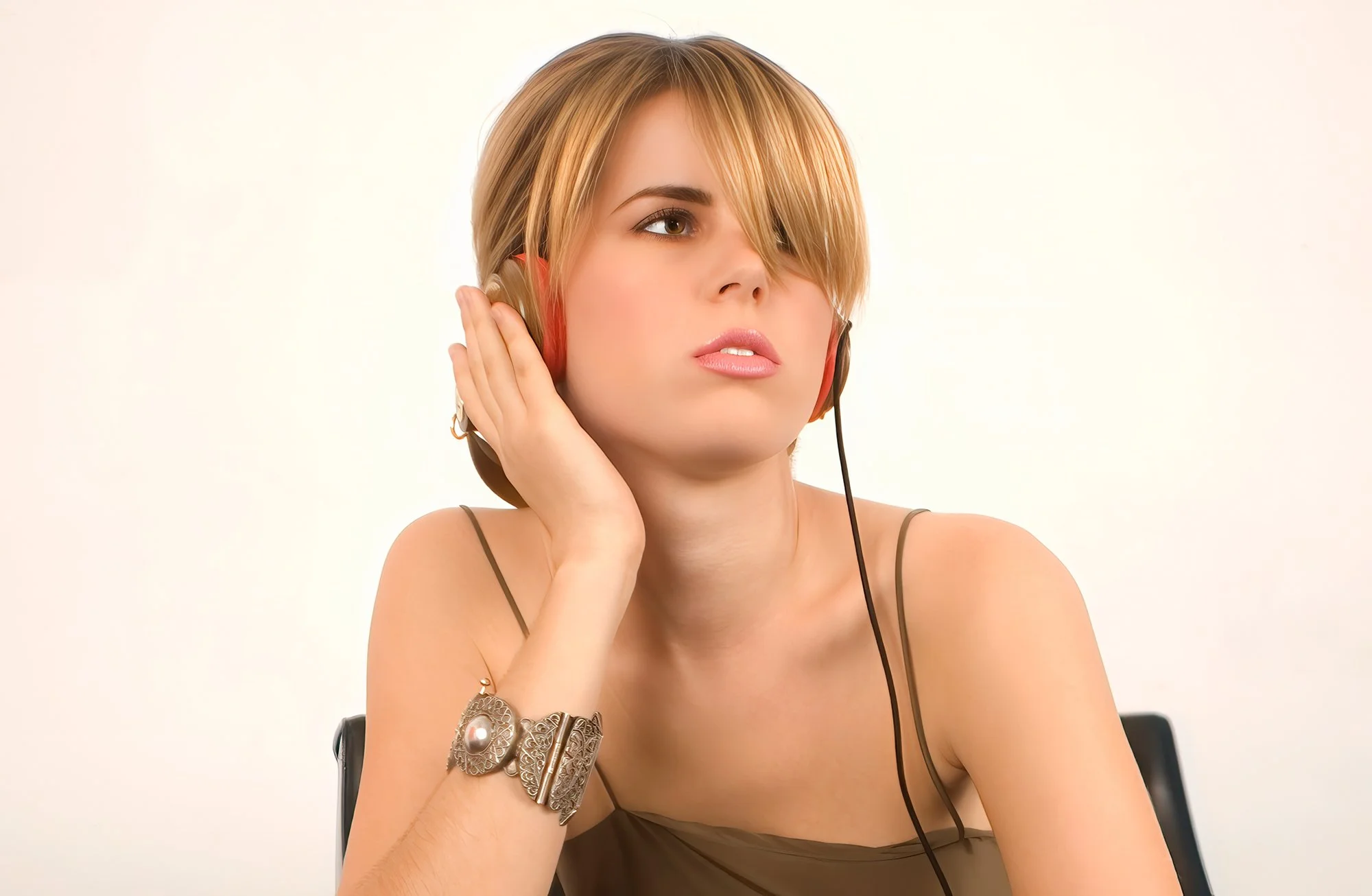 Studio portrait for musician, Aurora Nonas-Barnes