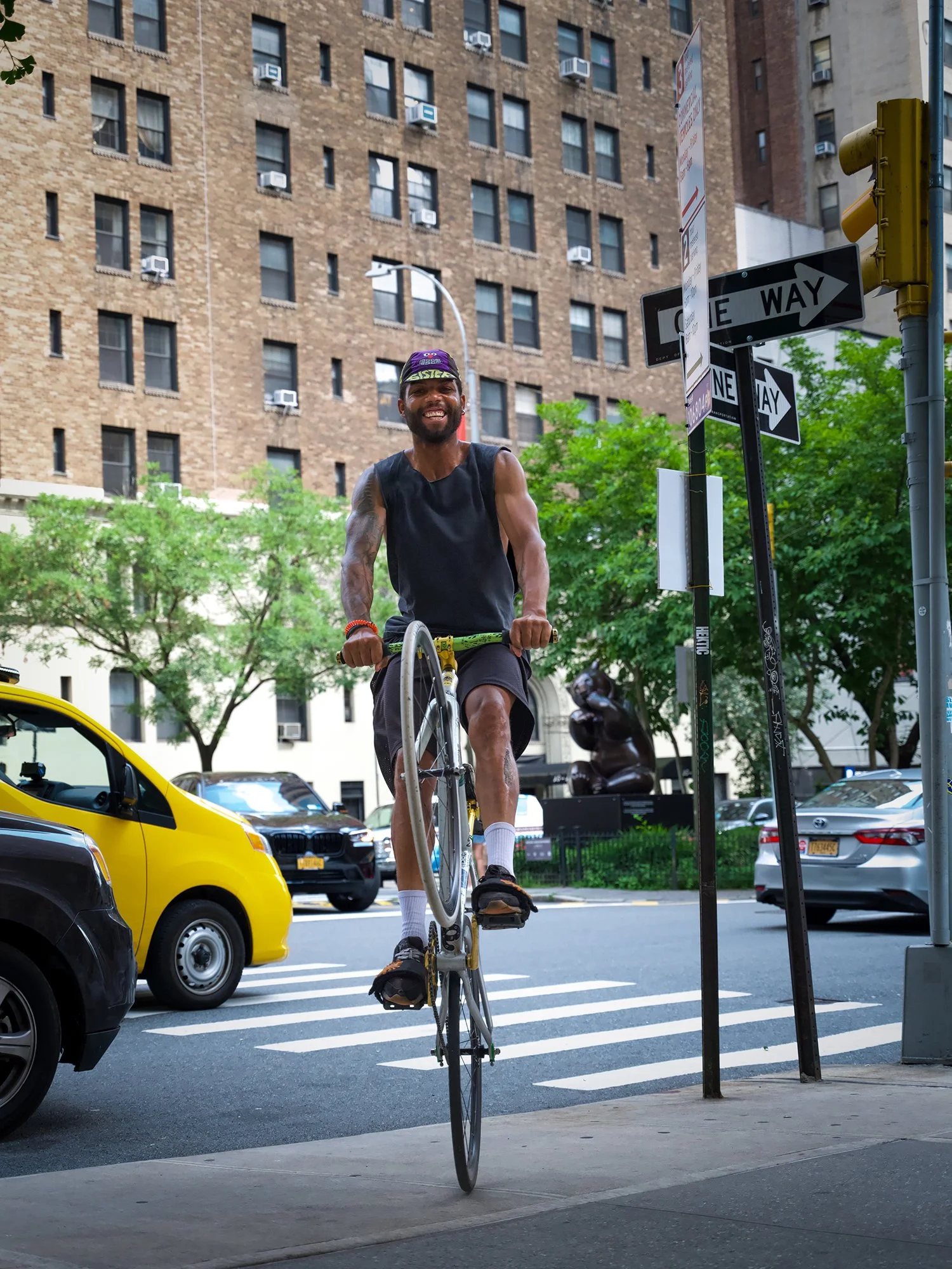 Bike messenger in Manhattan, New York