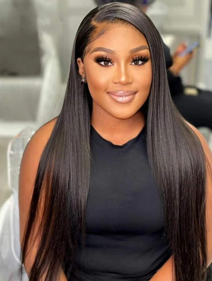 Women's 26 inch  long straight lace front….jpeg