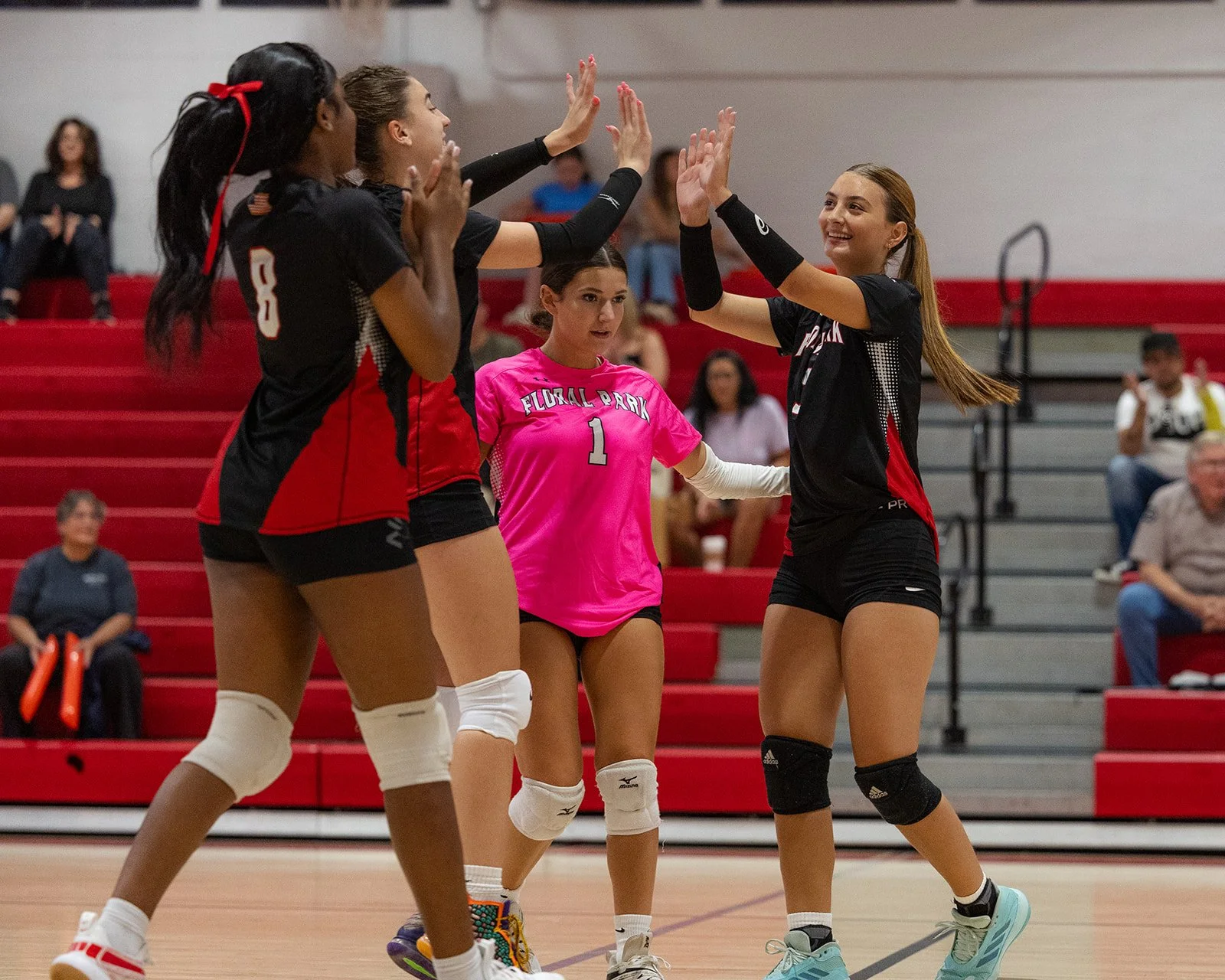 FPMGirlsVarsityVolleyball_vsClarke9-7-24_0010.jpg