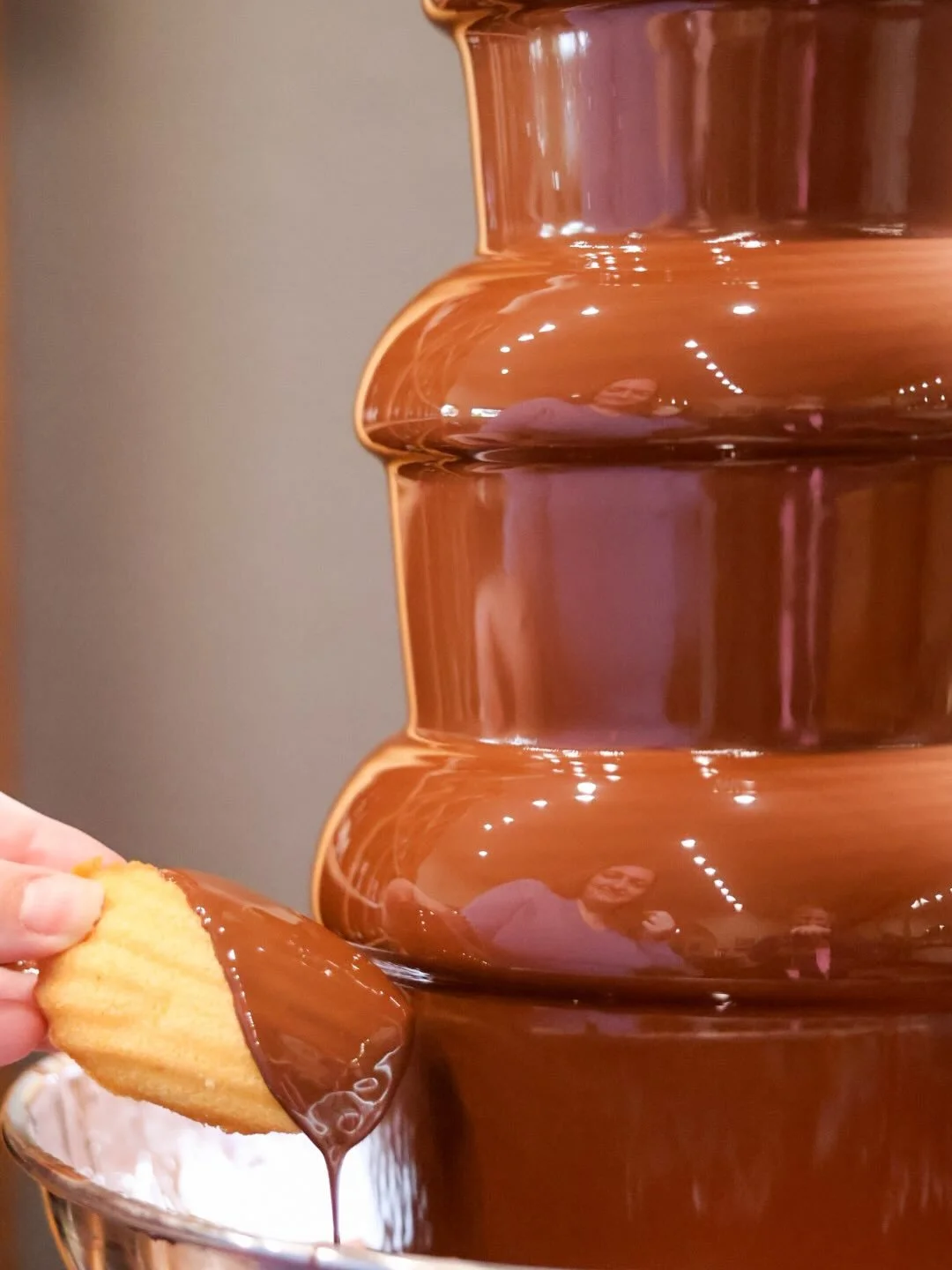 If you haven&rsquo;t made it in yet this weekend, there&rsquo;s still time. Red Wine and Chocolate has been full of great wine, great chocolate, and lots of fun moments. With two chocolate pairing experiences to enjoy, including our chocolate fountai