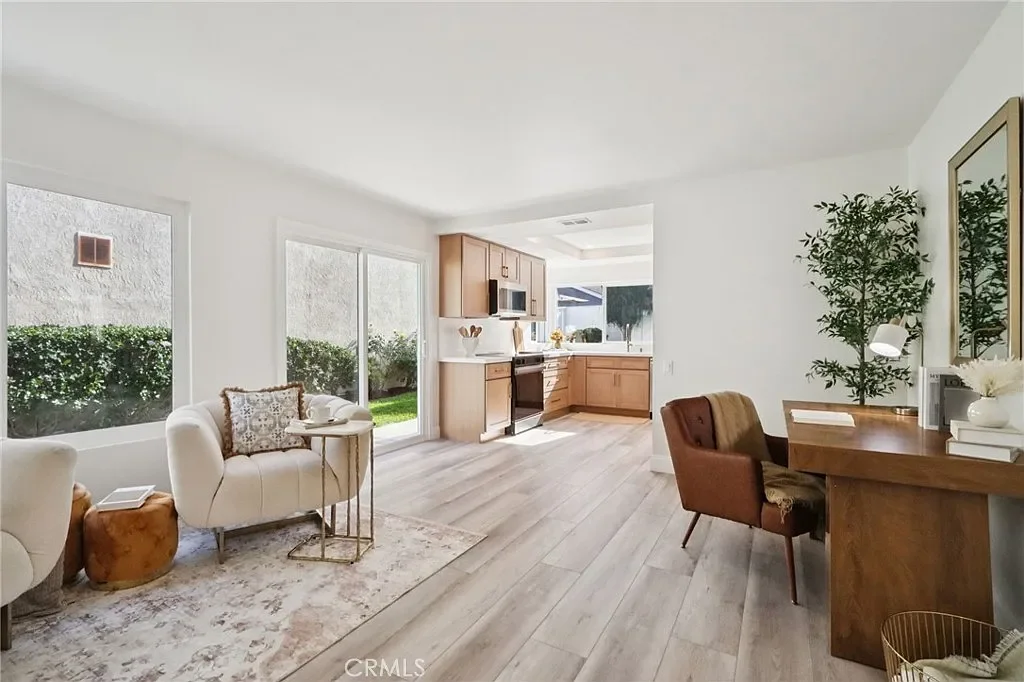 Woodbridge-Irvine 4 Bed, 3 Bath