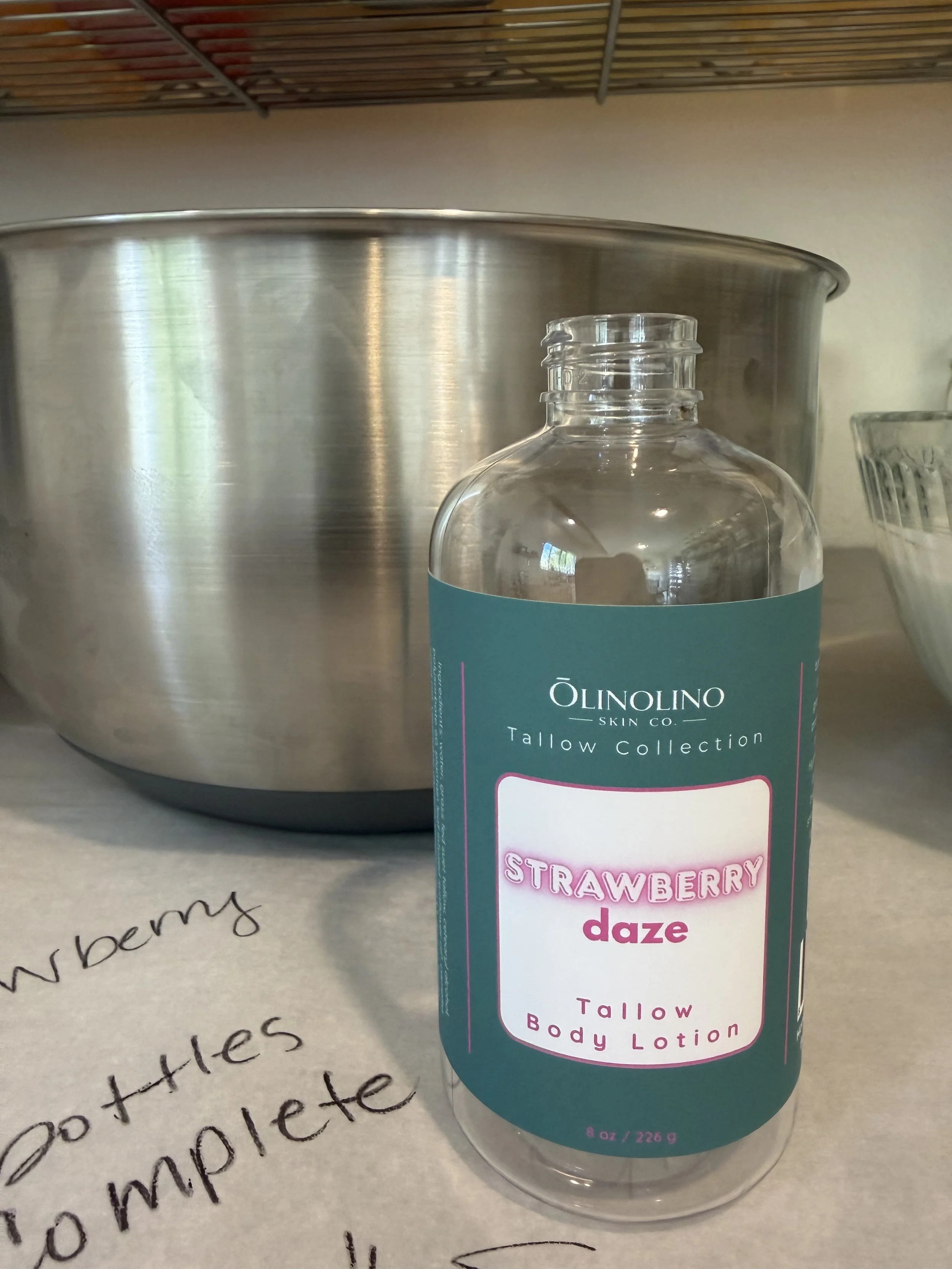 Strawberry Daze

Currently in the workshop—sweet, sun-ripened strawberry with a soft, dreamy finish.