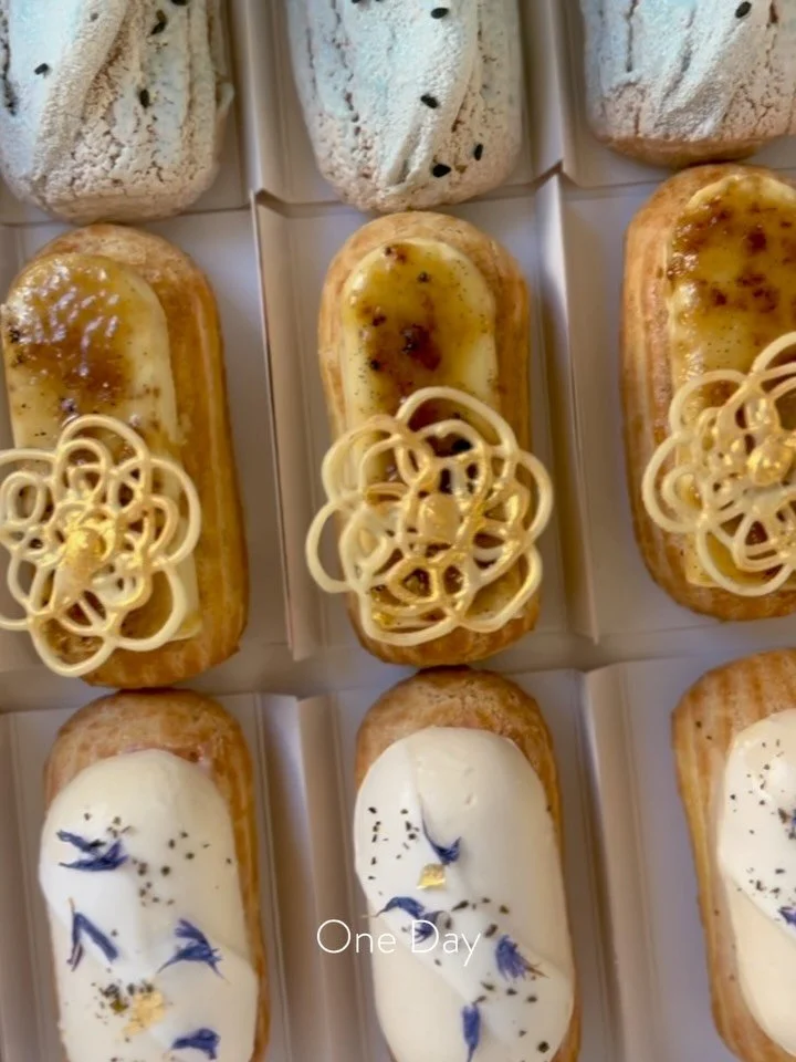 First day baking in Costa Mesa with a commercial oven&hellip; and wow, the heat was no joke 😅
Coming from a home oven, there were a few fails, but every batch is teaching me something new.
Slowly adjusting, one bake at a time 🤍