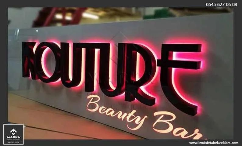 neon 4.jpg