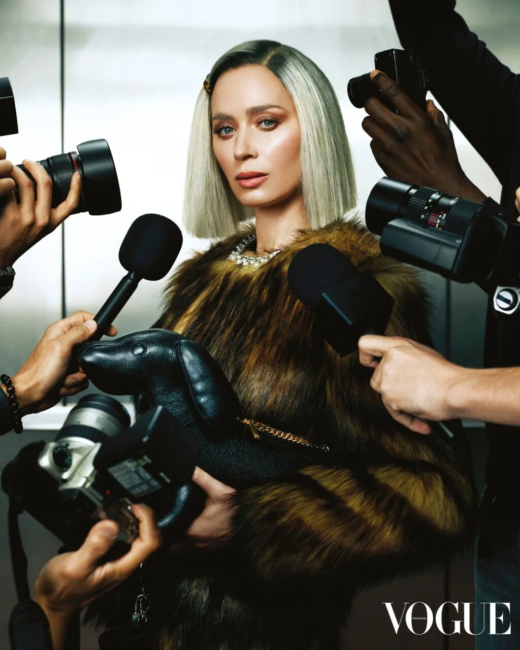 Photo_edit-with-2Vogue-logo11-1-1024x1280.jpg