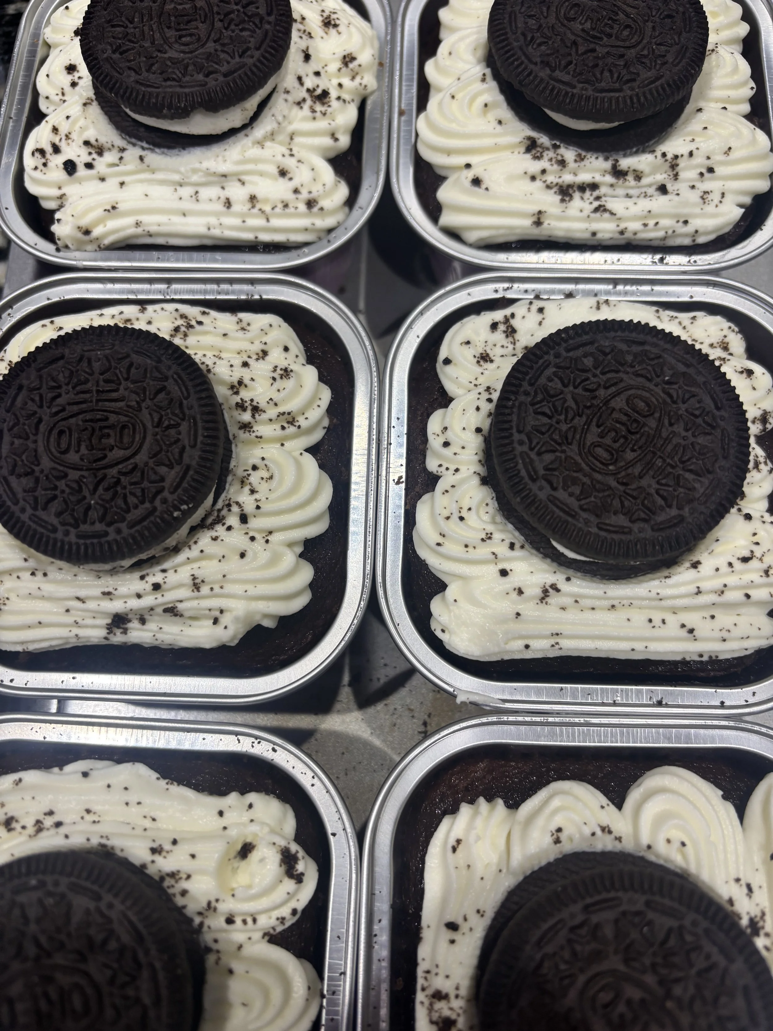 Mini Cookies & Cream Cake