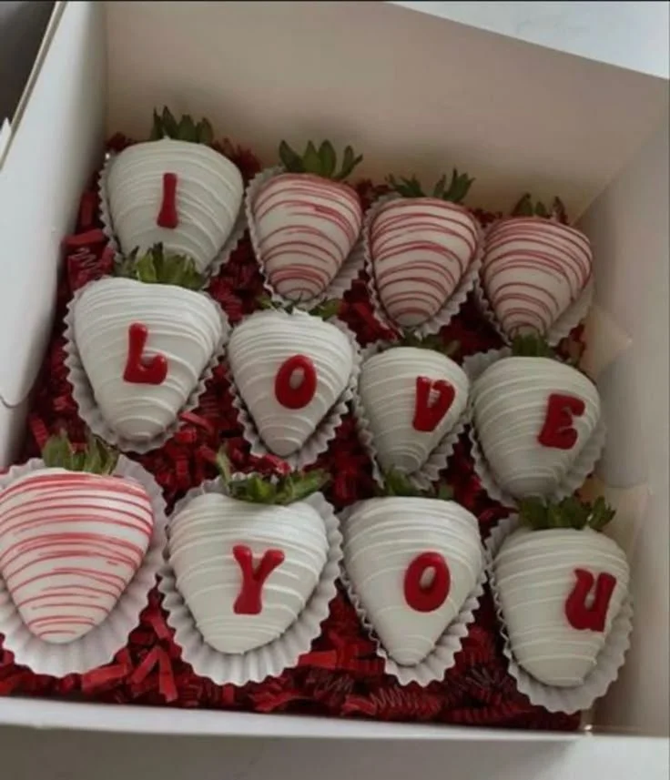 80+ Quick and Easy Valentine Desserts and Treats You'll Love.jpeg