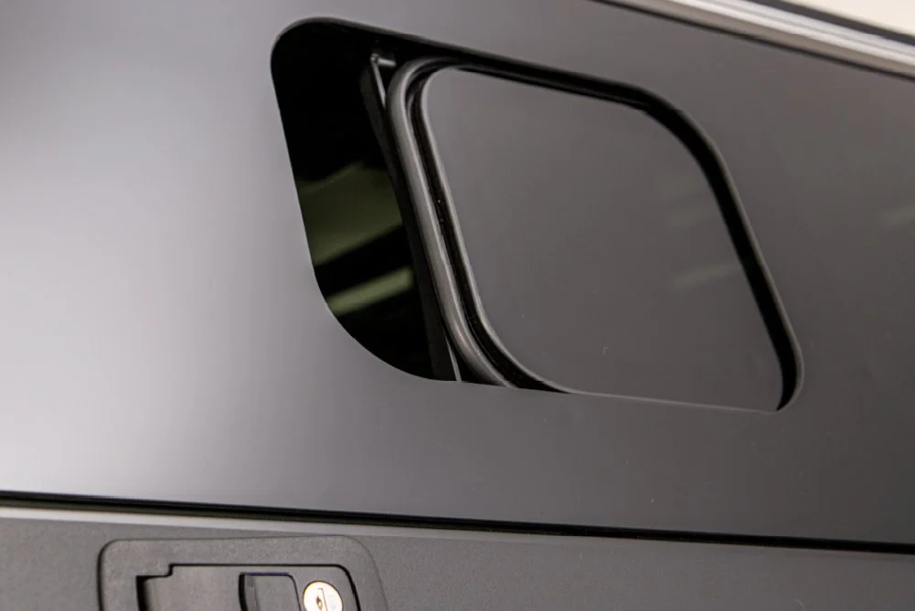 Close-up of a SmartCap window.