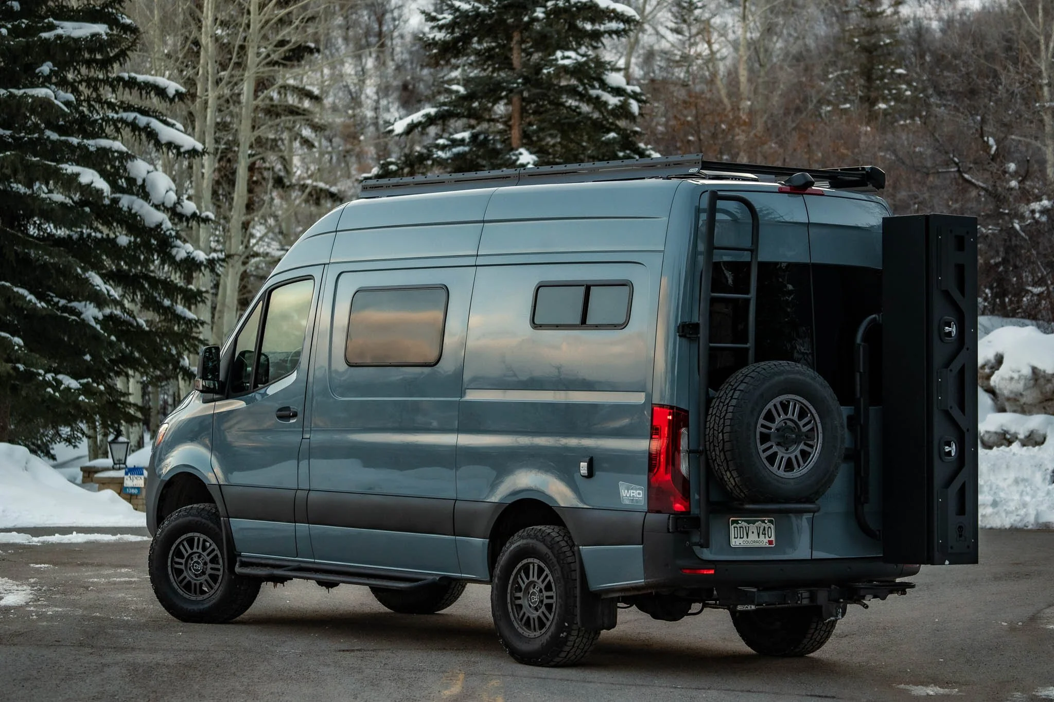 Custom Van Conversion_Meili-04.jpg